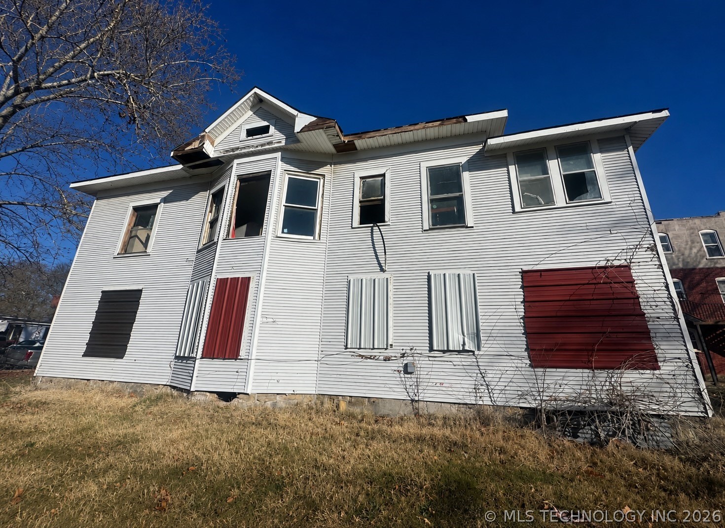 228 S D Property Photo 1