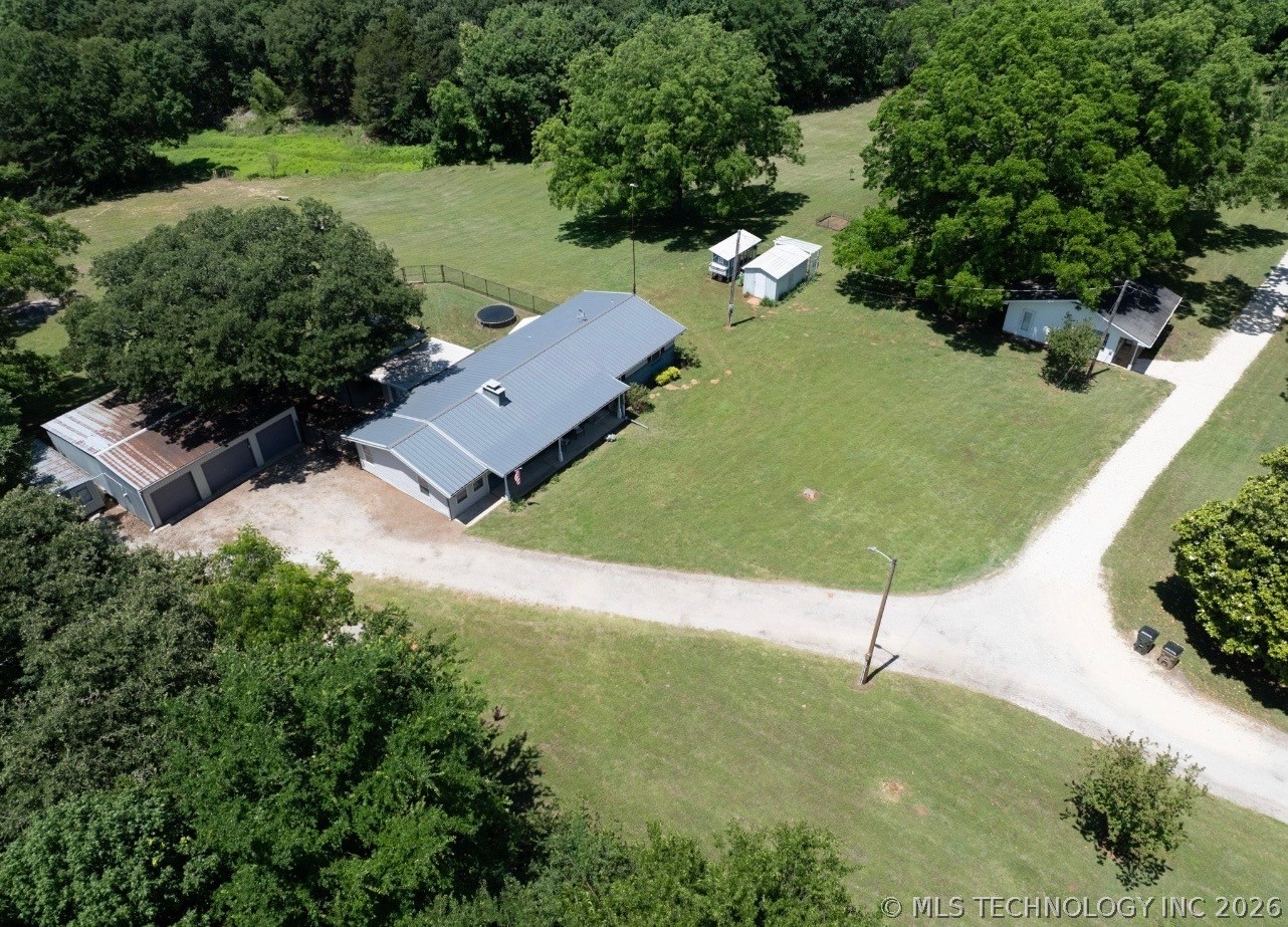 20014 Highway 32 Property Photo 10