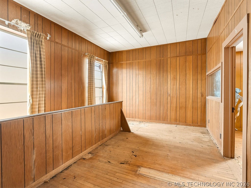 119 W Main Property Photo 27