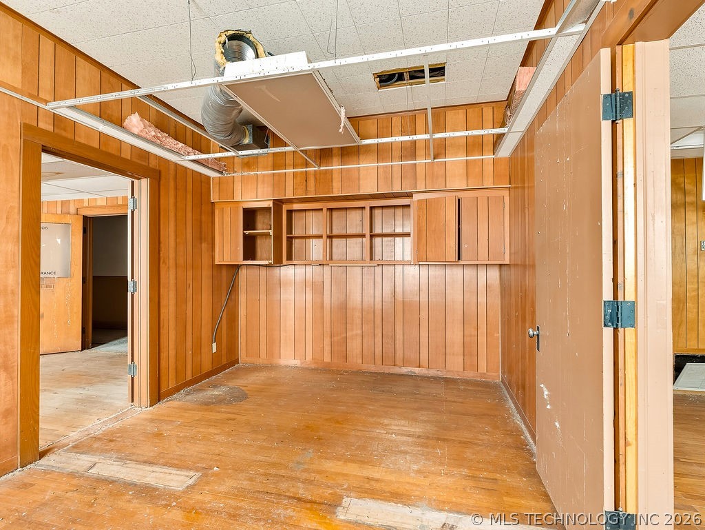 119 W Main Property Photo 32