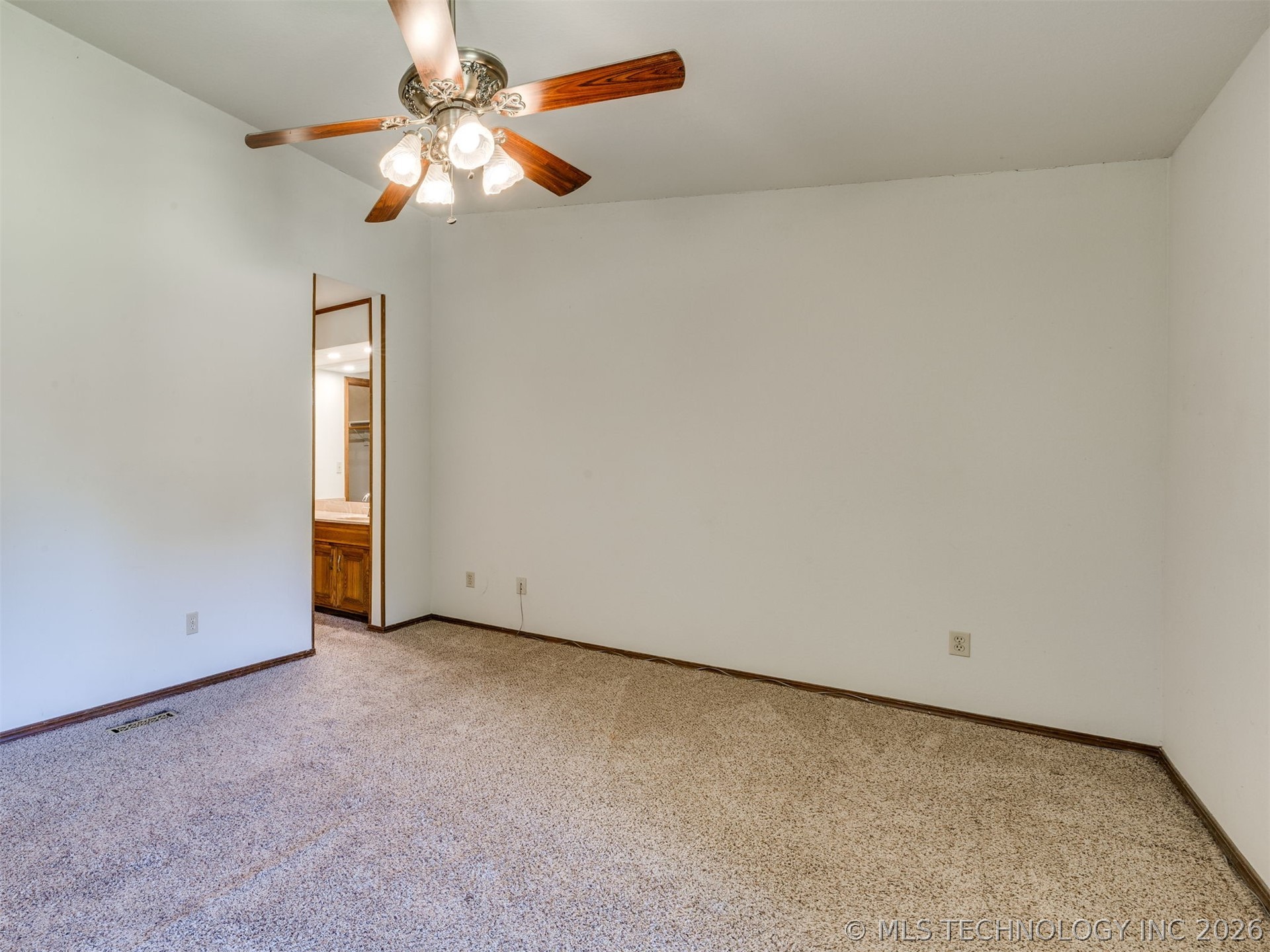3324 W Washington Street 36 Property Photo 6