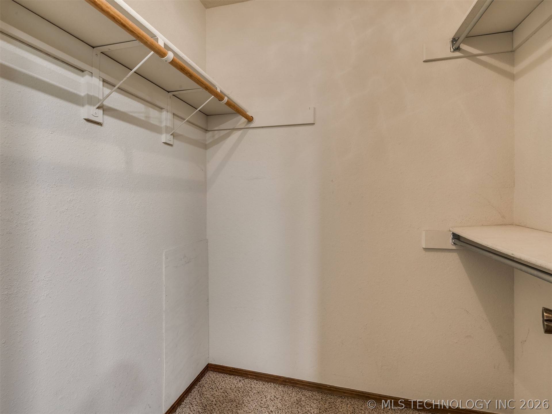 3324 W Washington Street 36 Property Photo 9