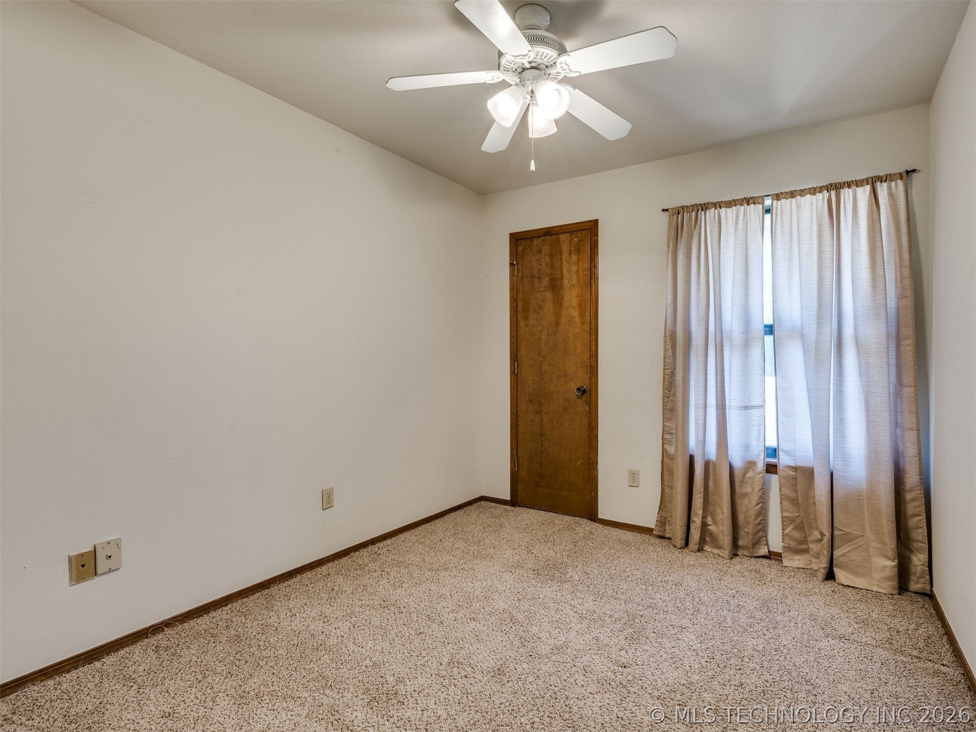 3324 W Washington Street 36 Property Photo 13