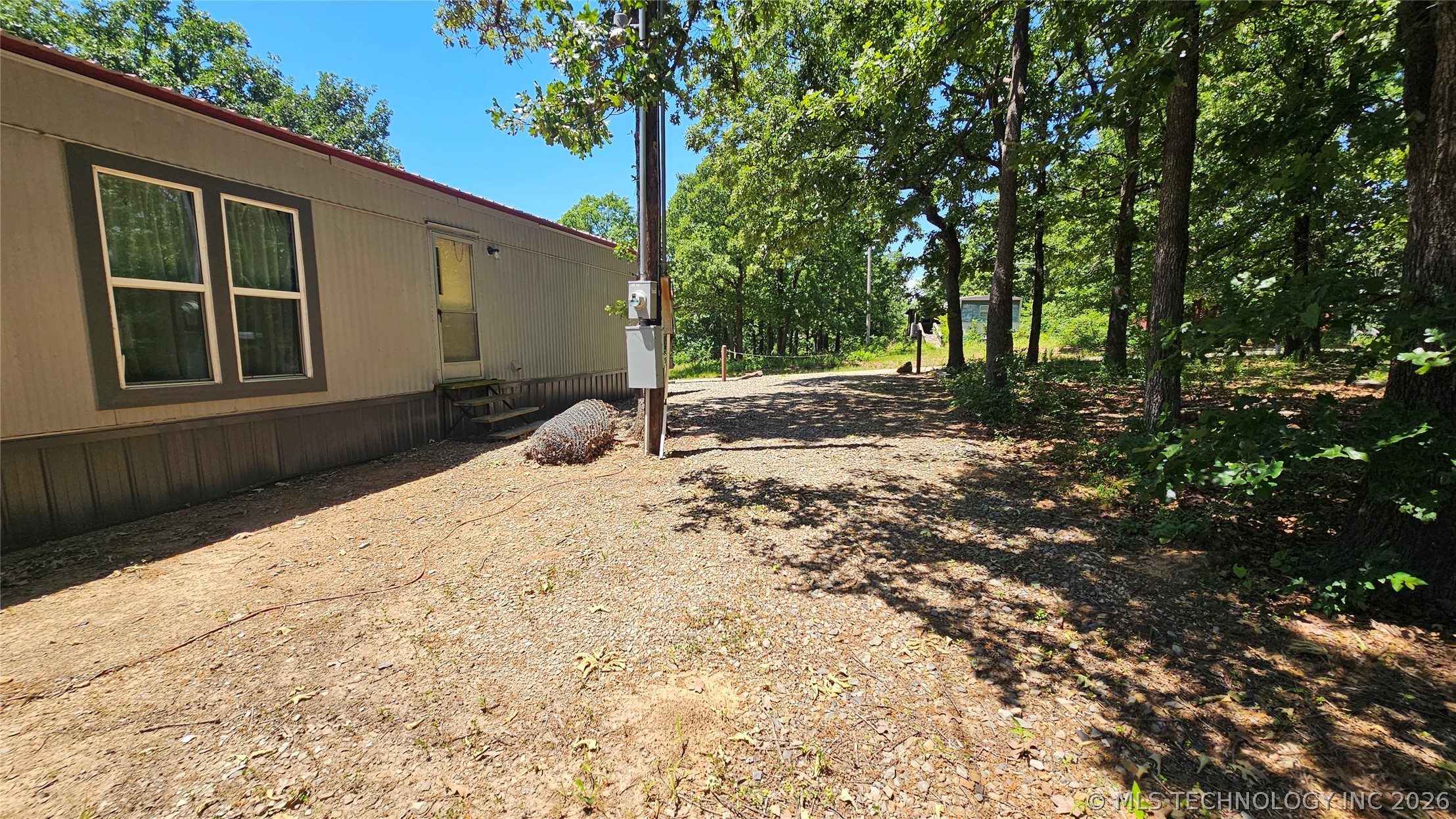 120467 S 4186 Property Photo 16