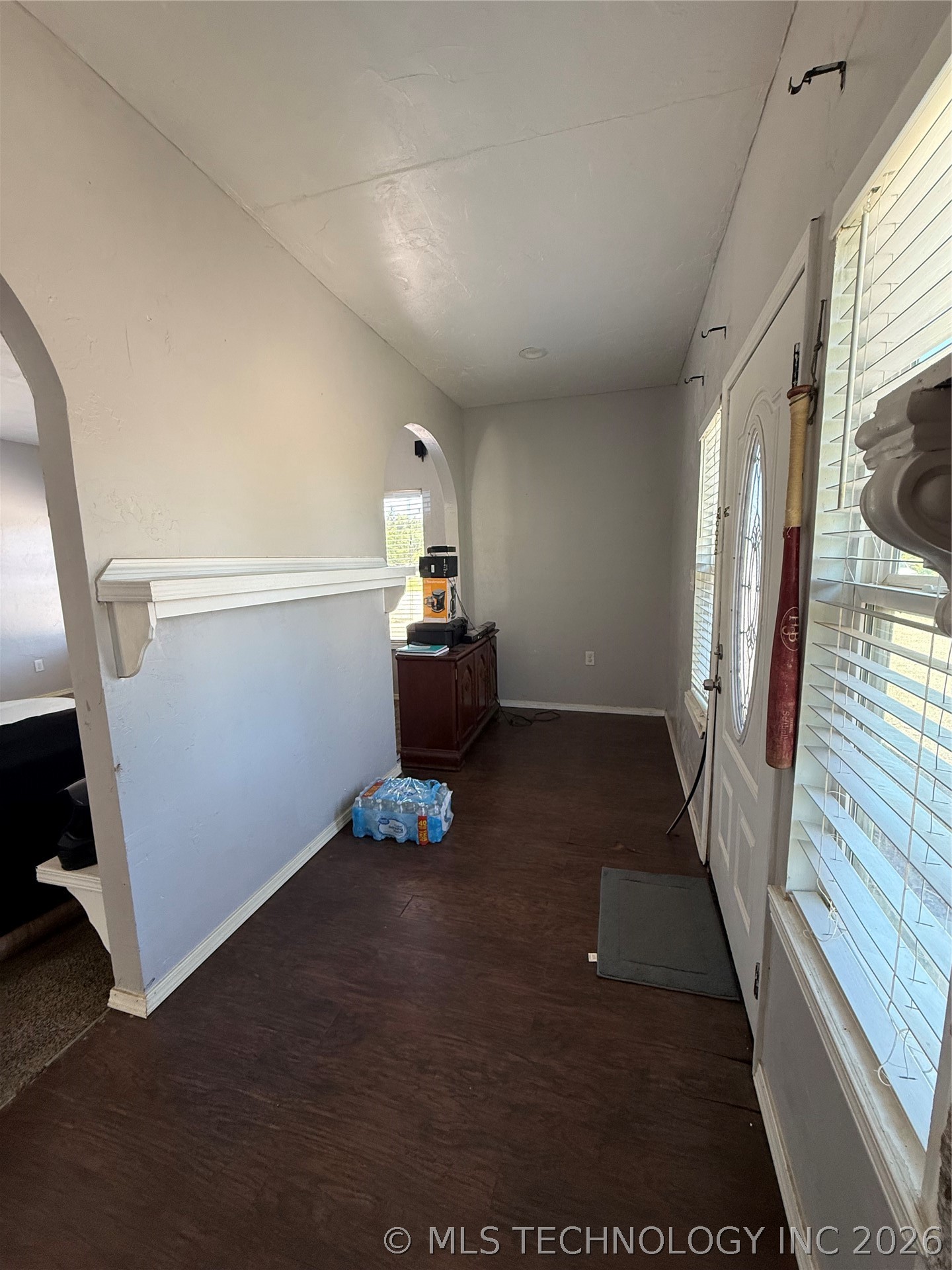 206 S Main Property Photo 4
