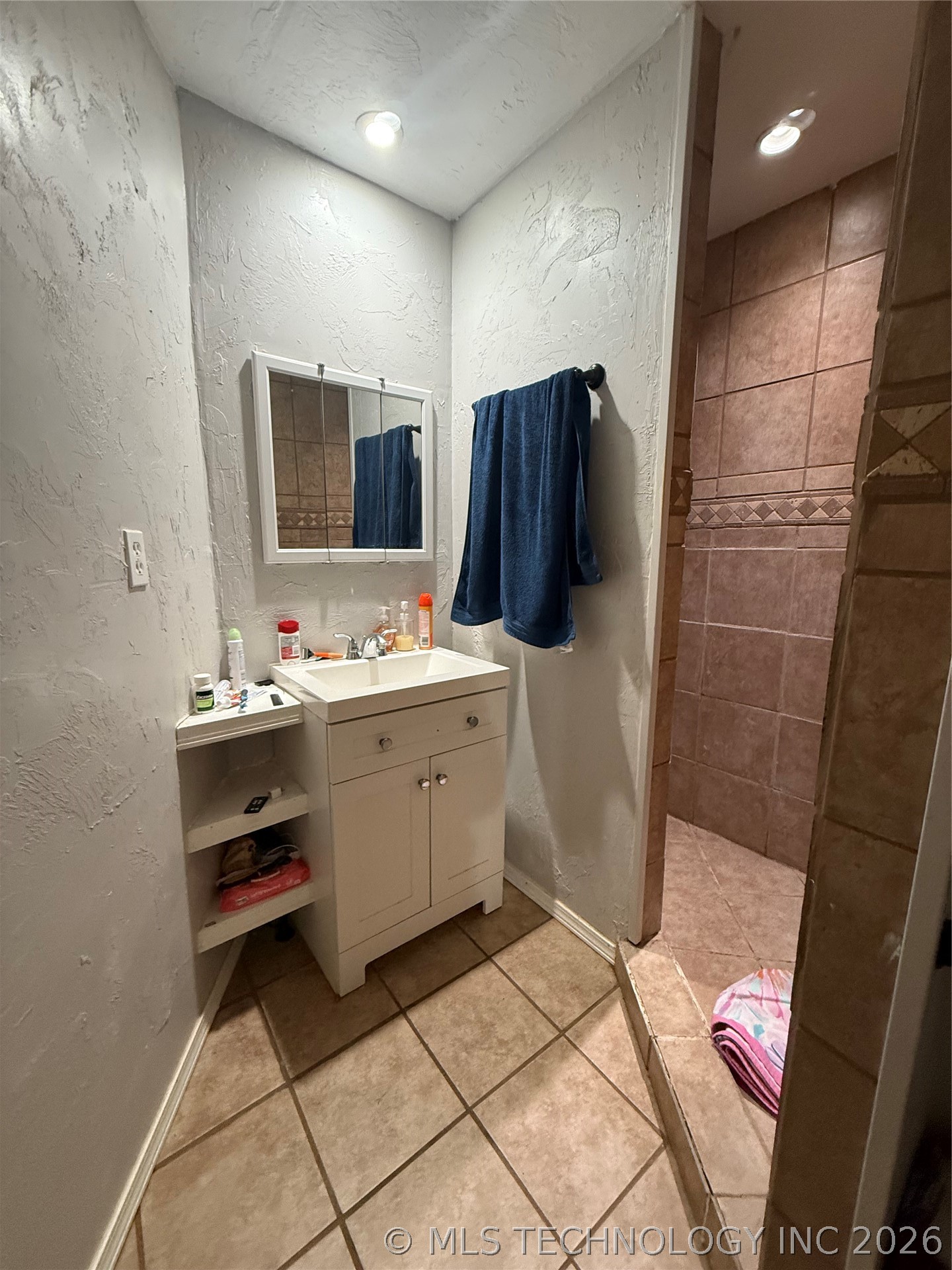 206 S Main Property Photo 18