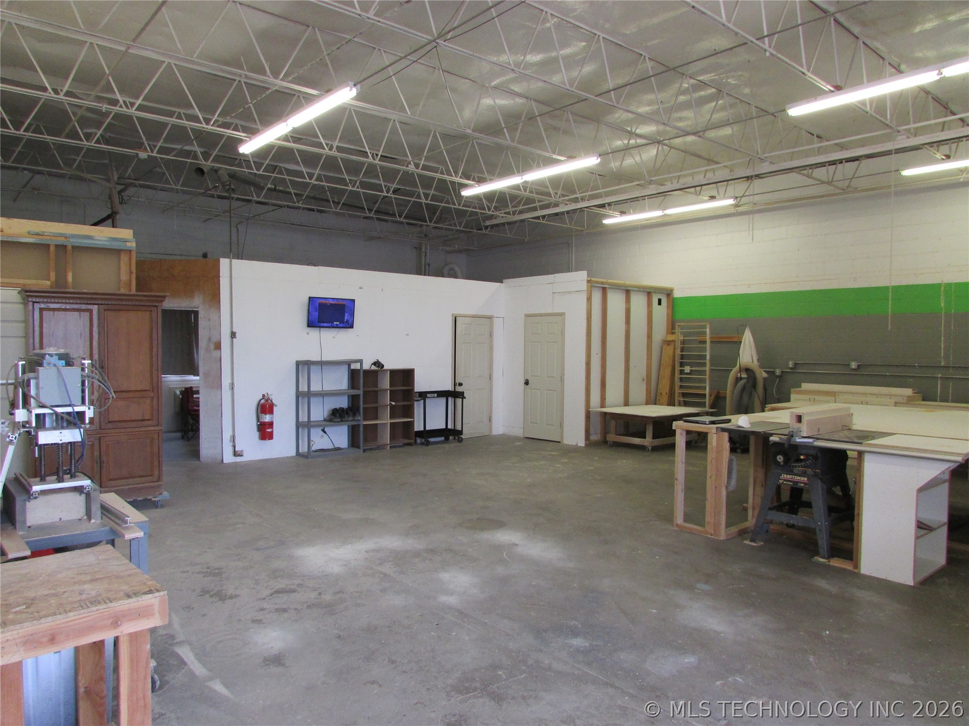 131 Se Cholwell Avenue Property Photo 14