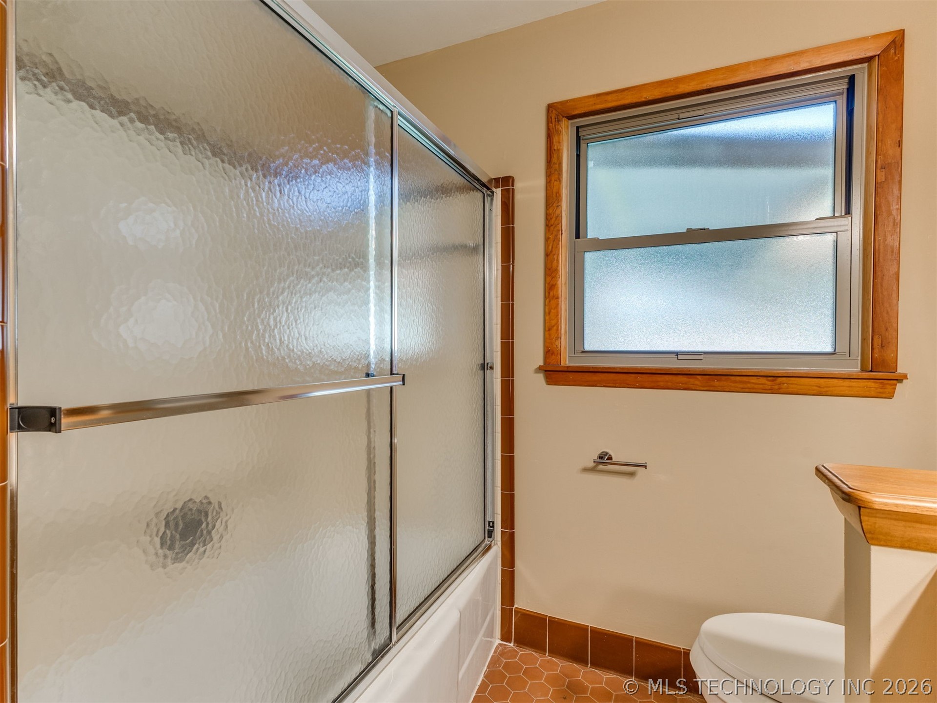 10909 E 5th Street Property Photo 21