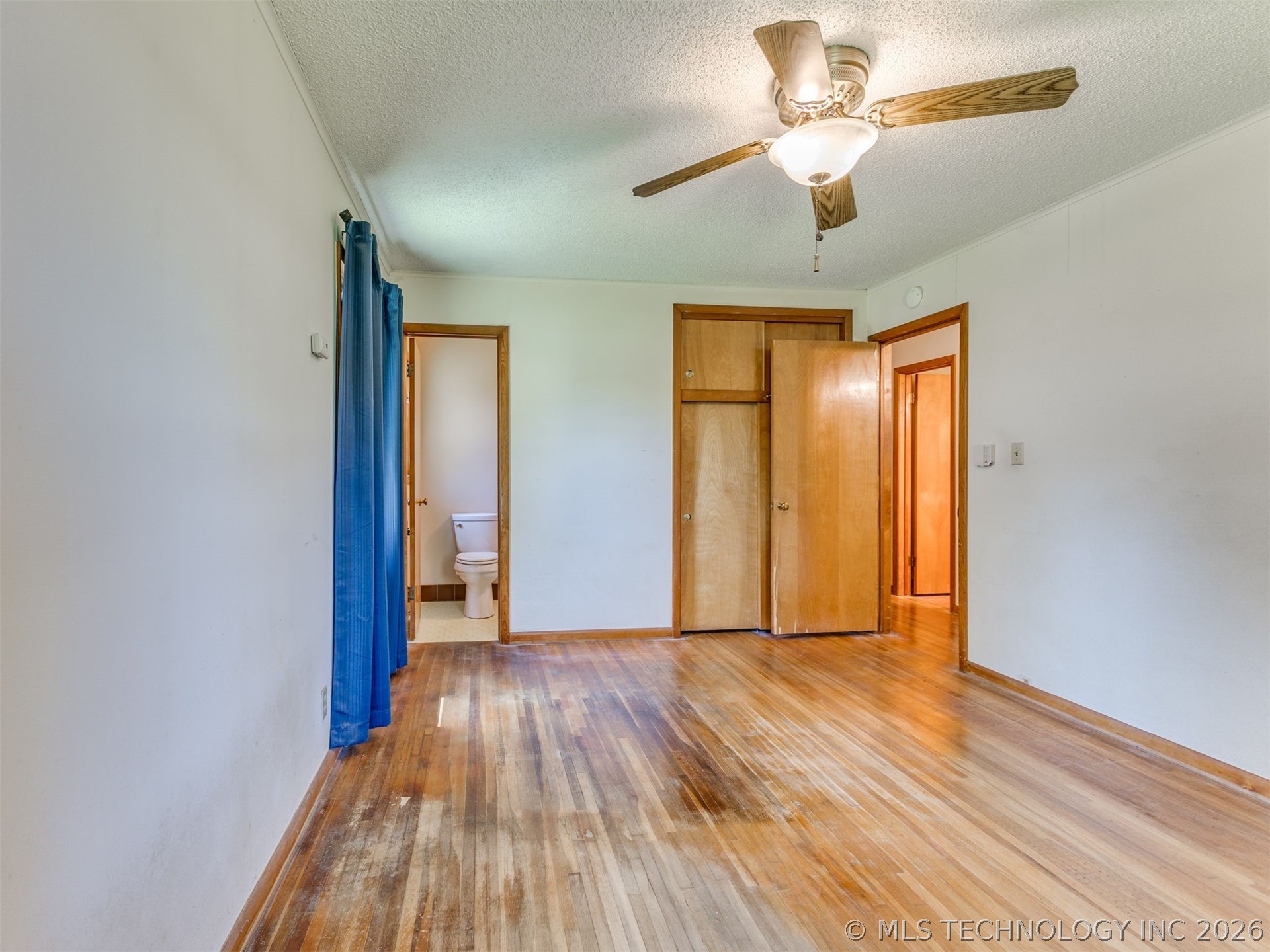 10909 E 5th Street Property Photo 27