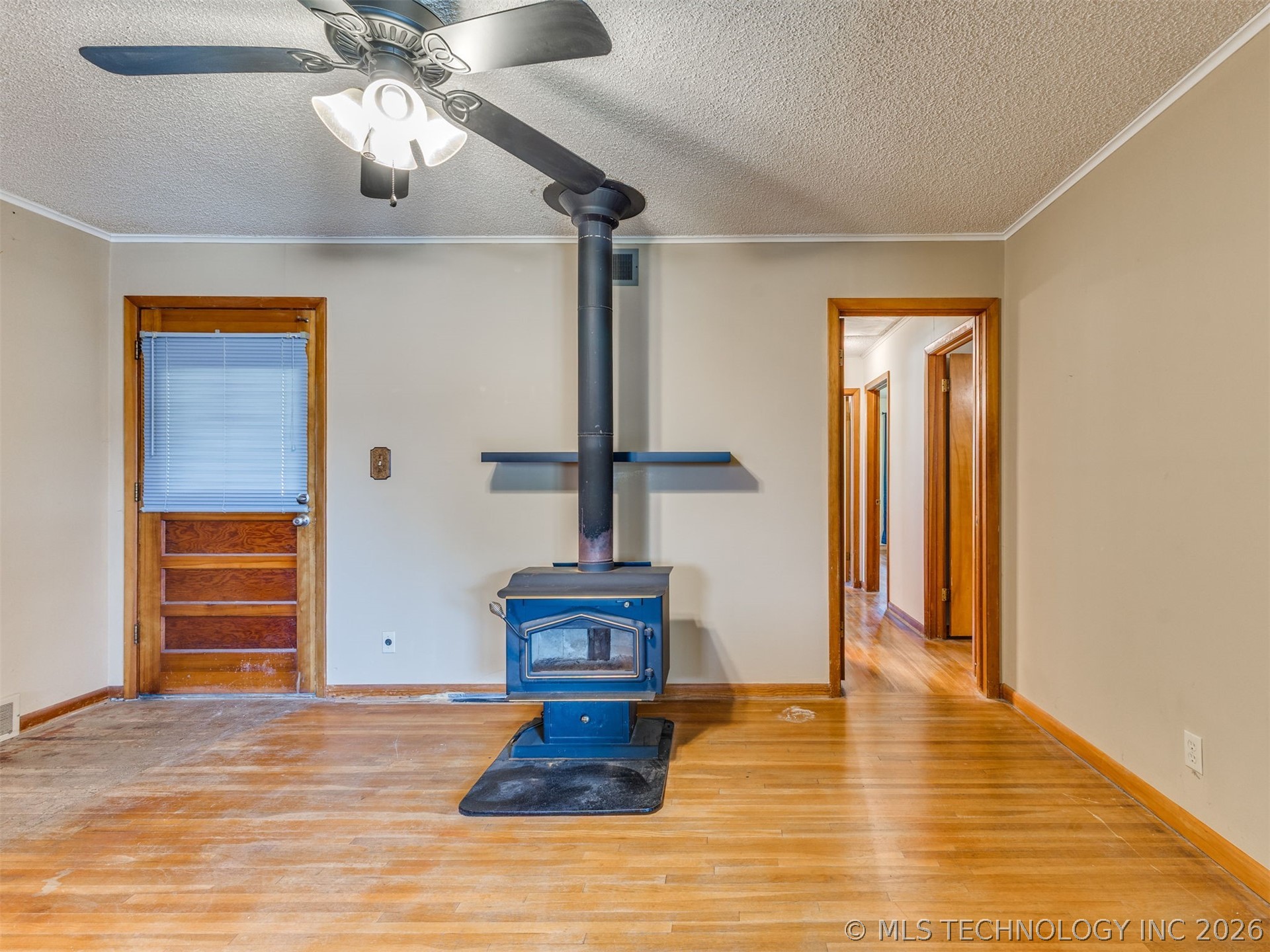 10909 E 5th Street Property Photo 29