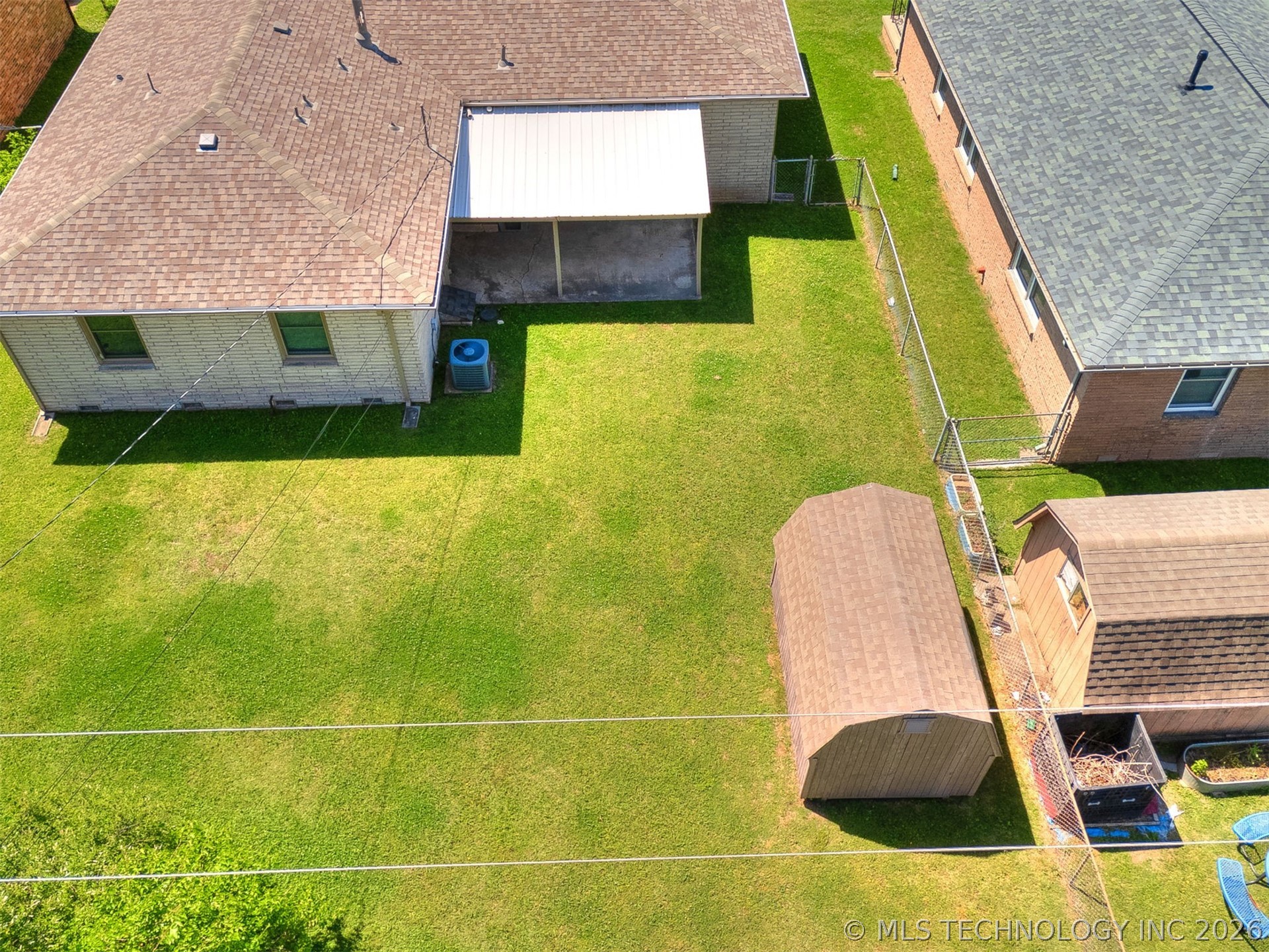 10909 E 5th Street Property Photo 34