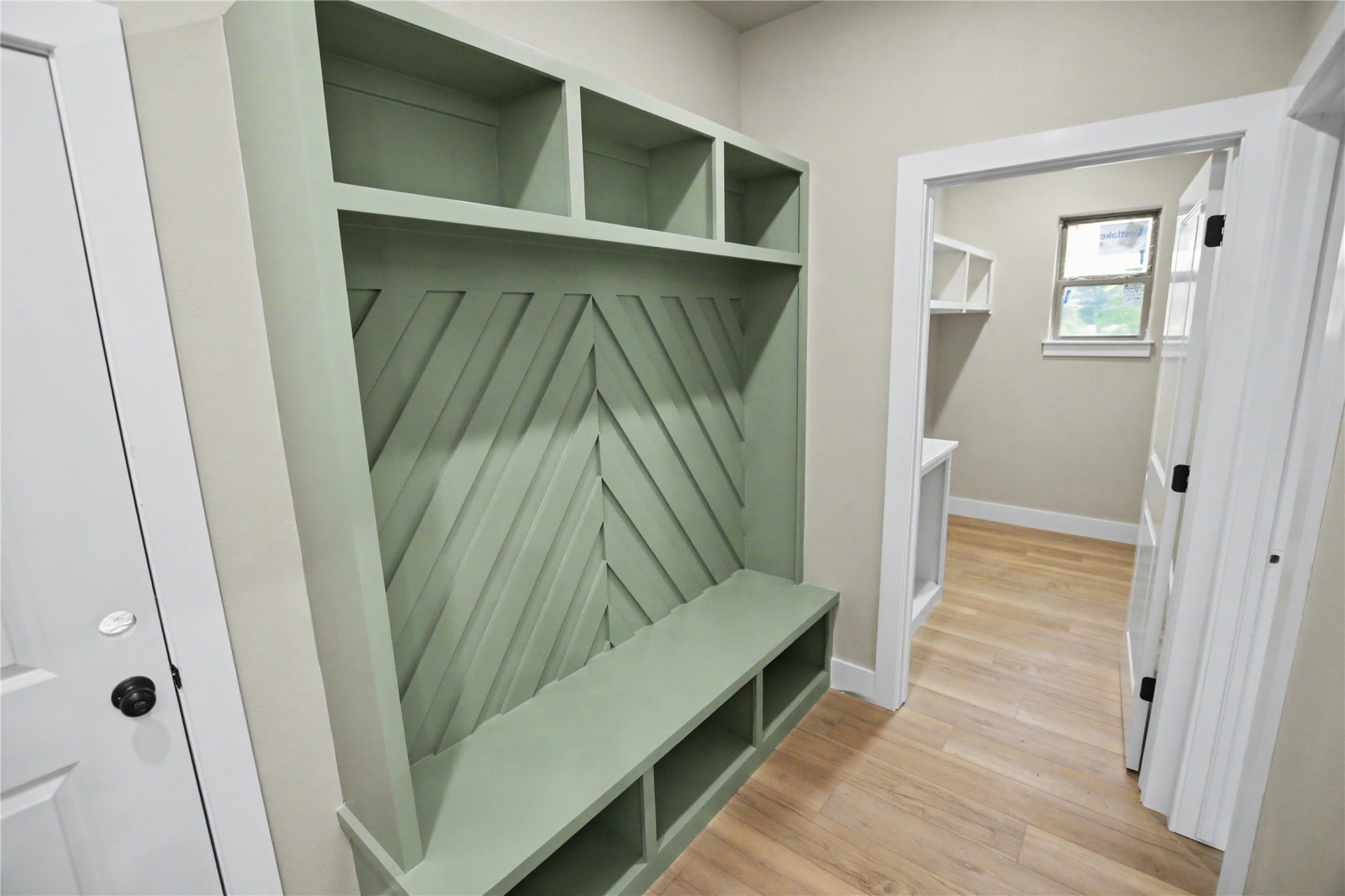 685 Woodlands Drive Property Photo 11