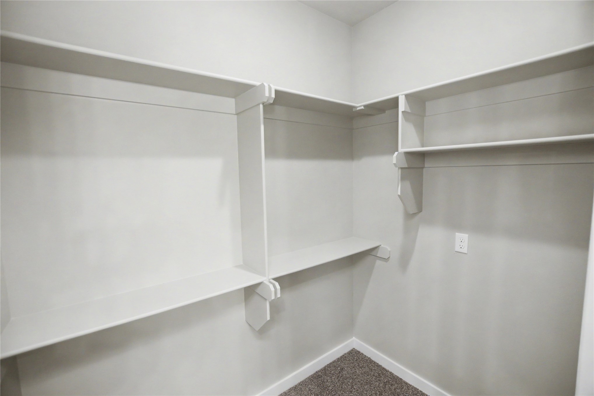 685 Woodlands Drive Property Photo 17