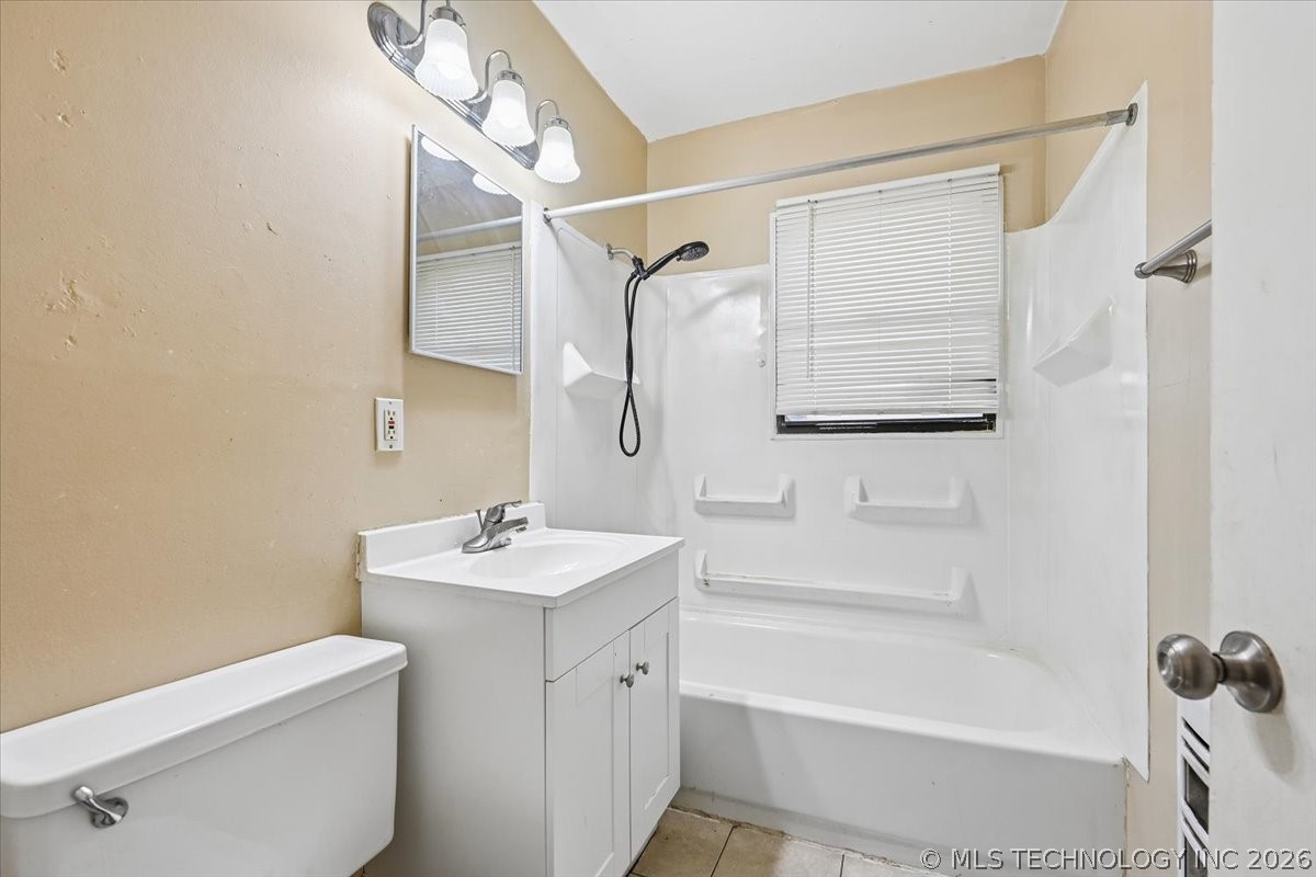 112 E 54th Street Property Photo 17