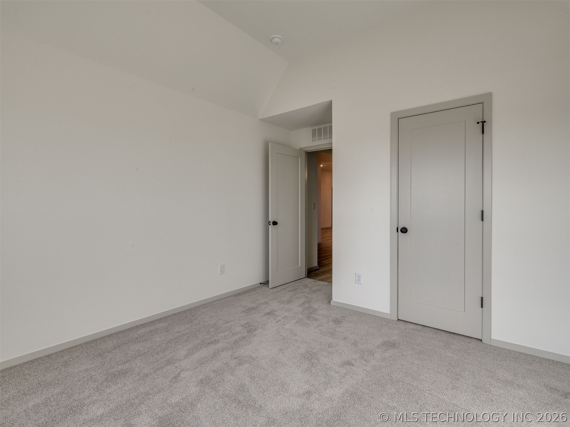 3205 E 147th Place S Property Photo 11