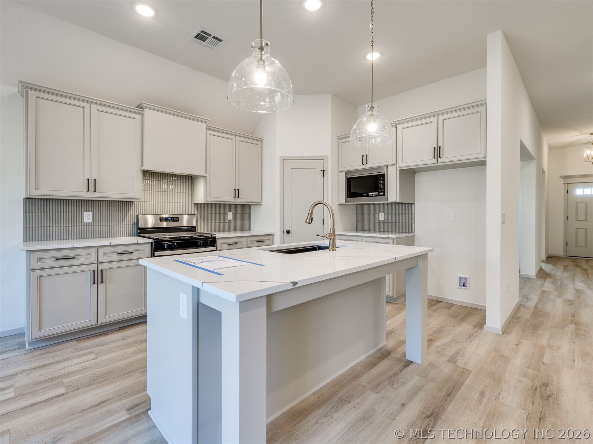 3205 E 147th Place S Property Photo 19
