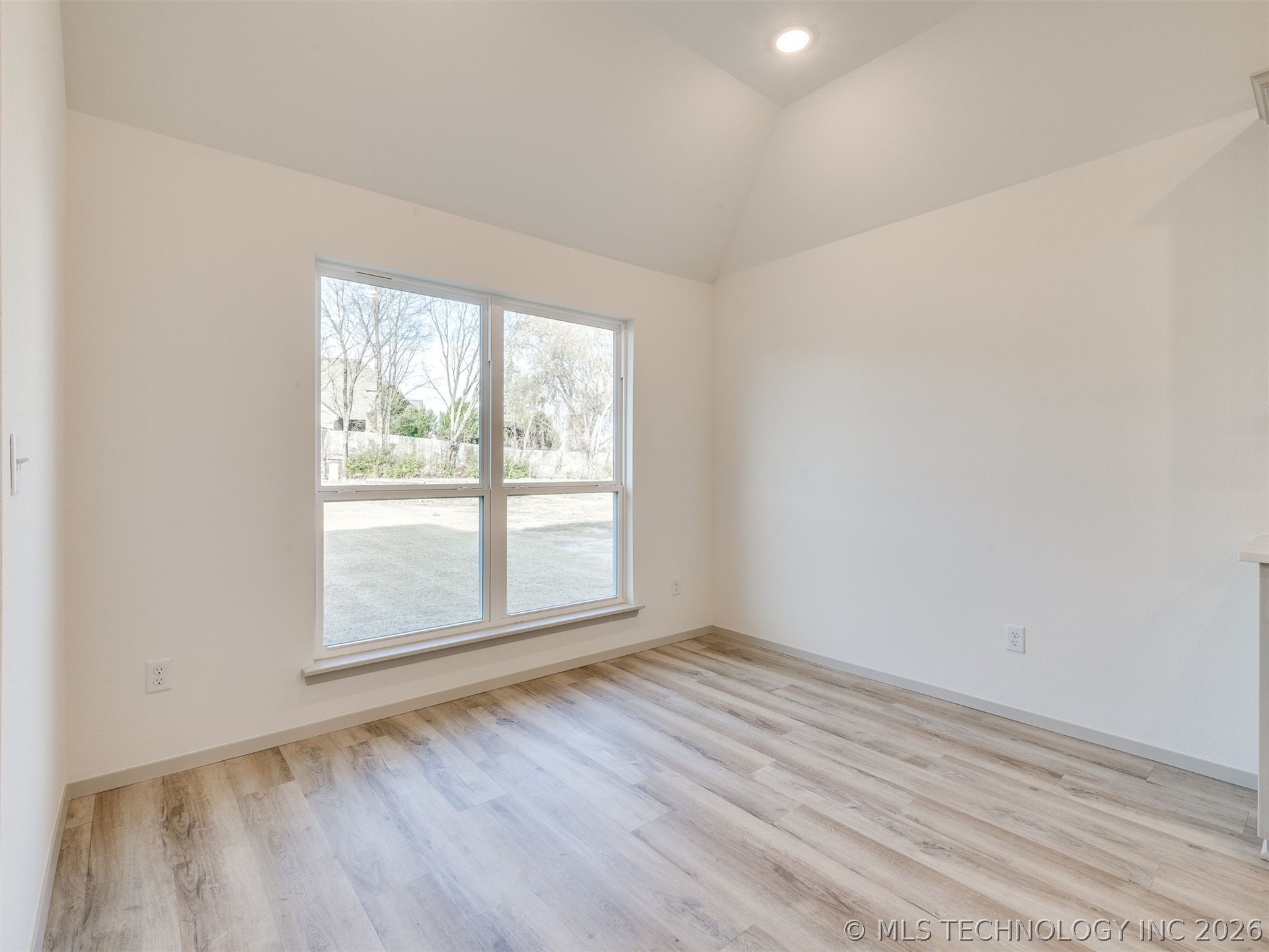 3205 E 147th Place S Property Photo 29