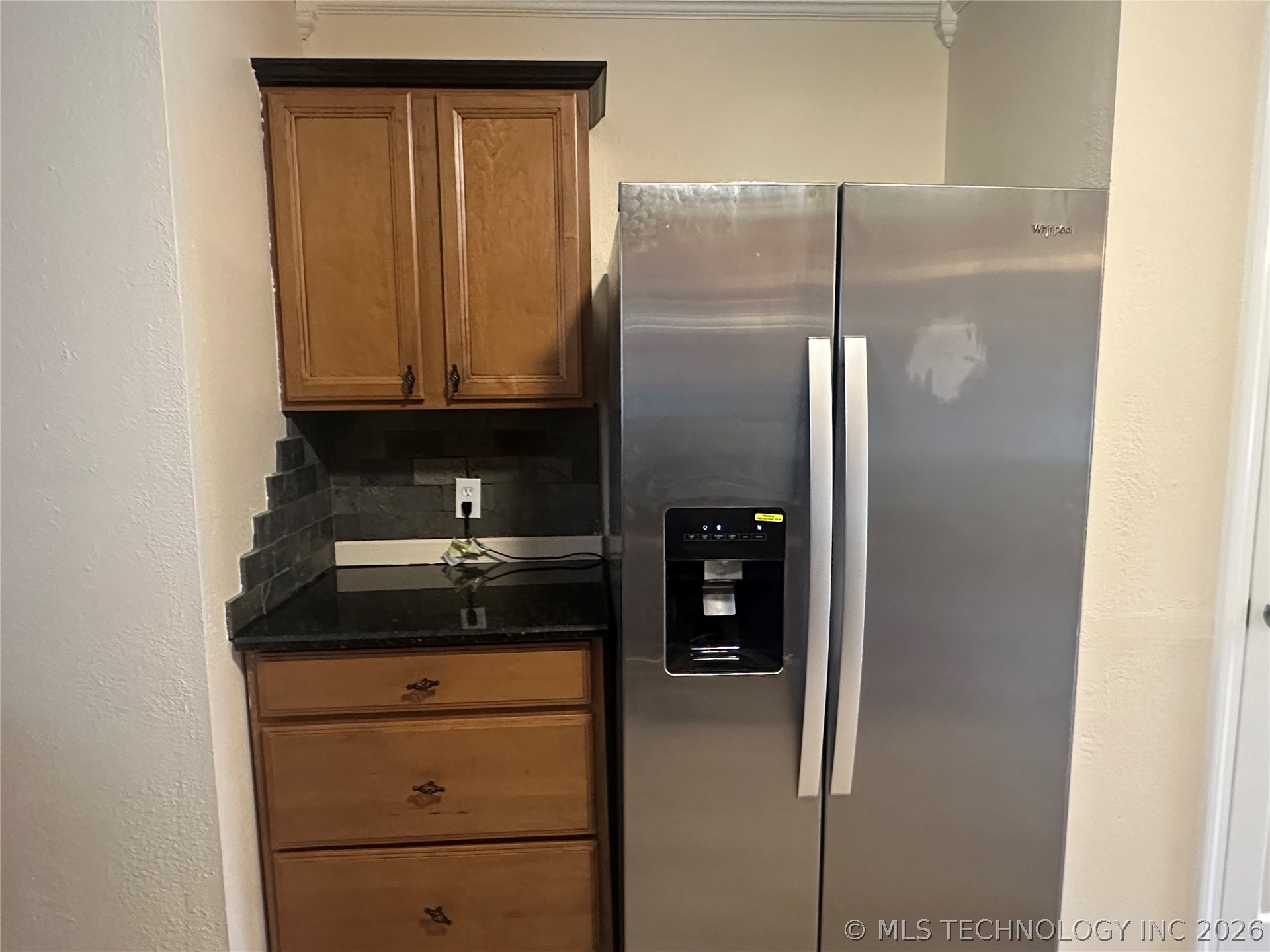 604 S 1st Street Property Photo 8