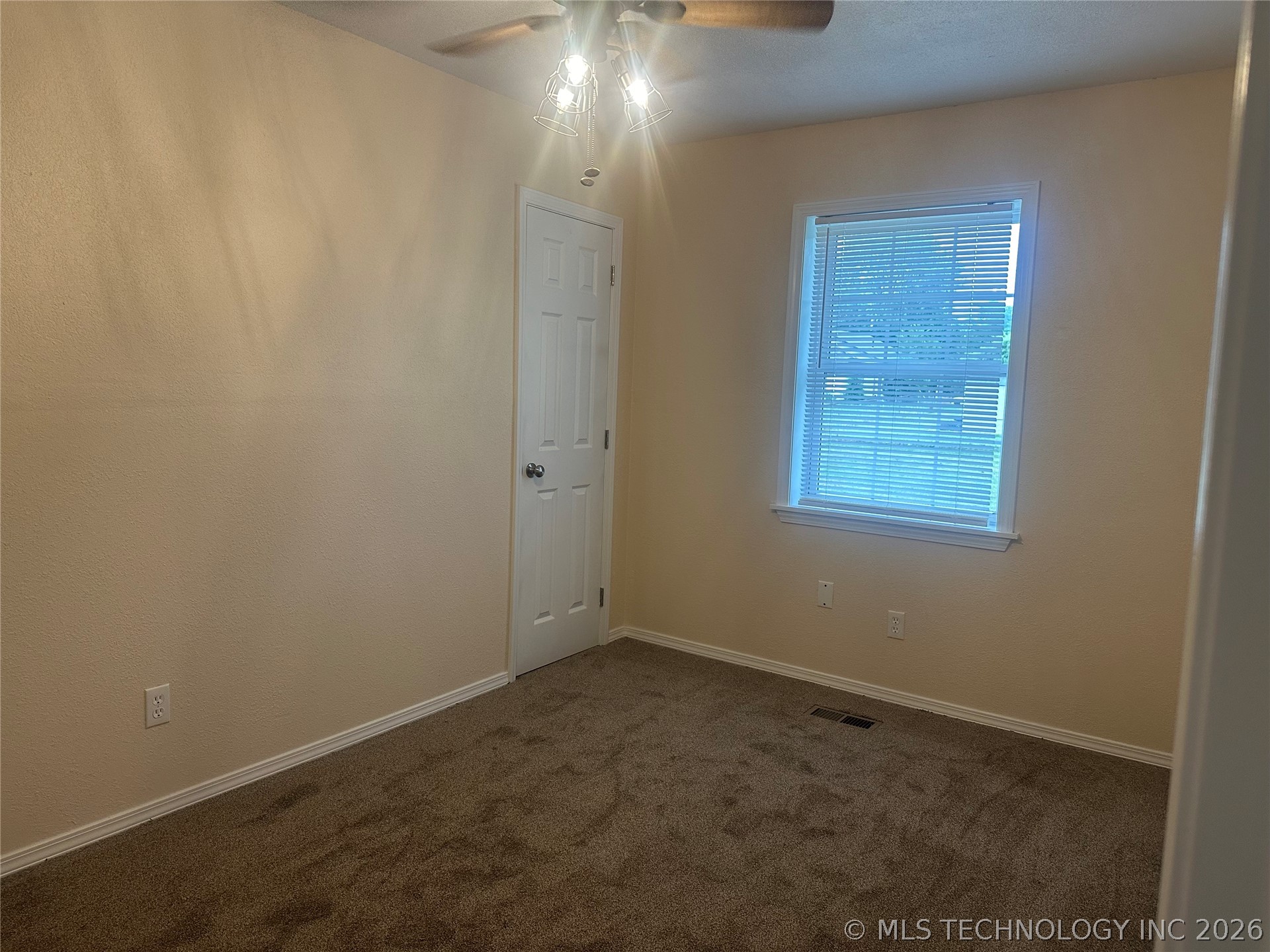 604 S 1st Street Property Photo 13