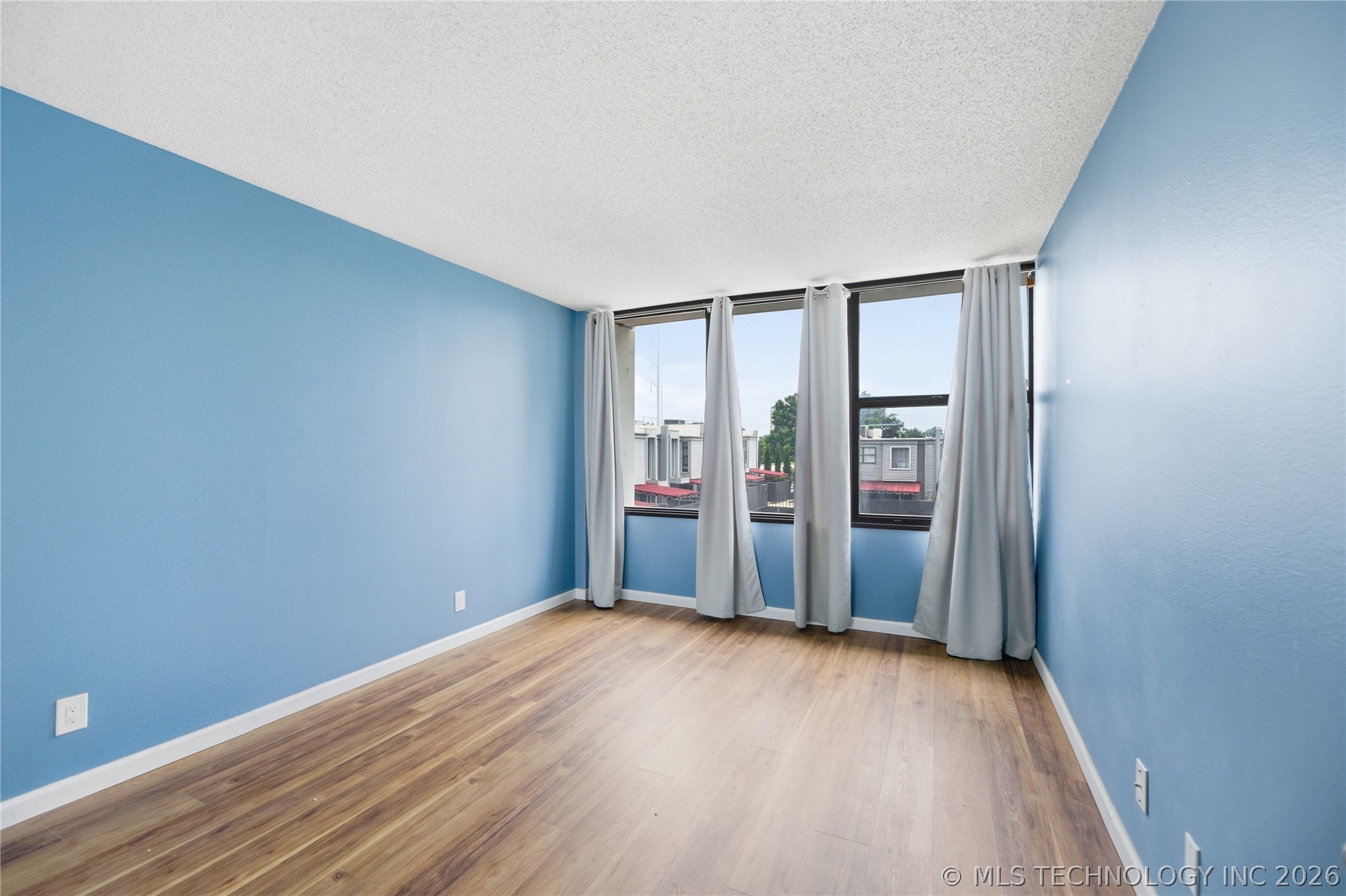 410 W 7th Street 222d Property Photo 10