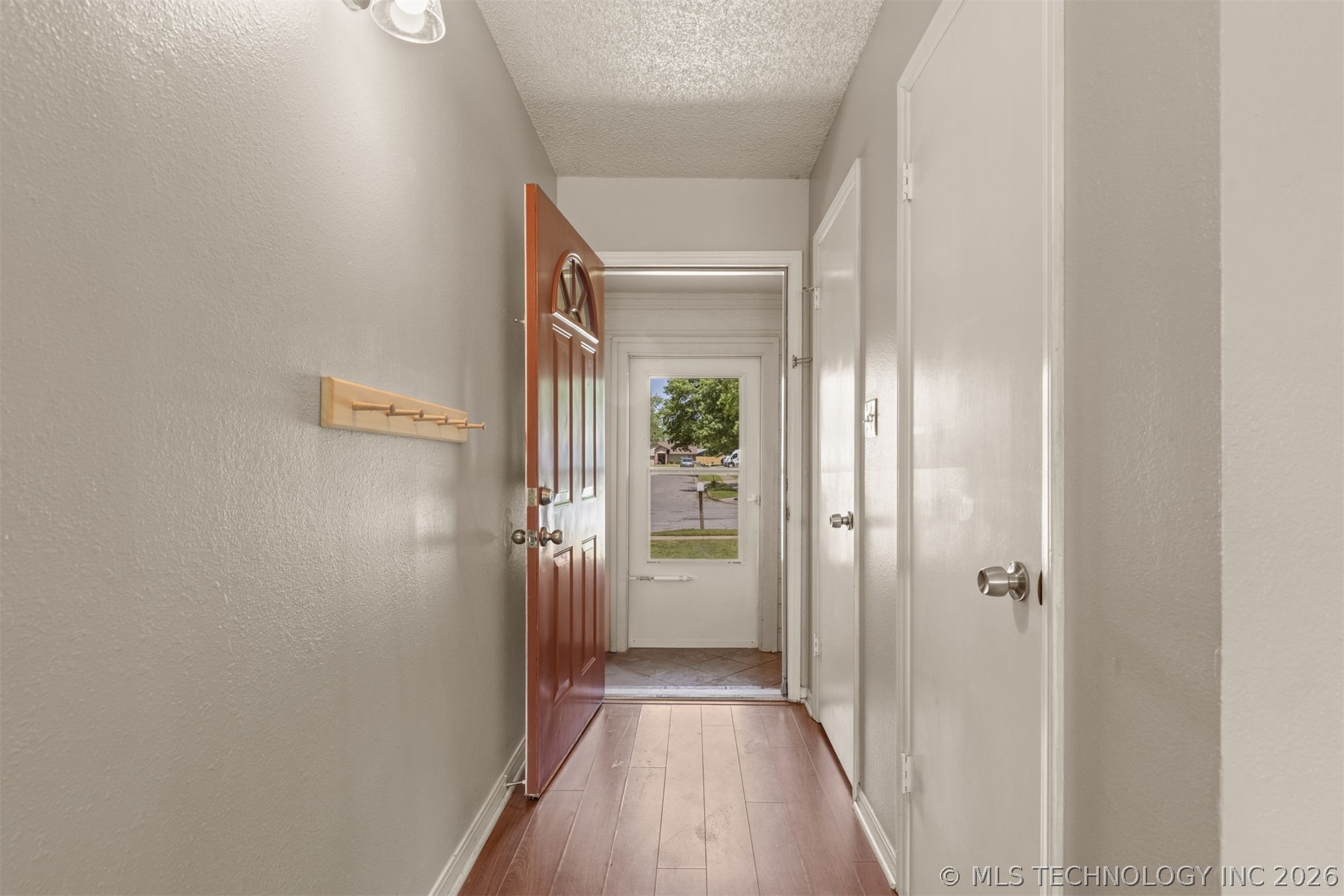 12002 E 39th Street Property Photo 5