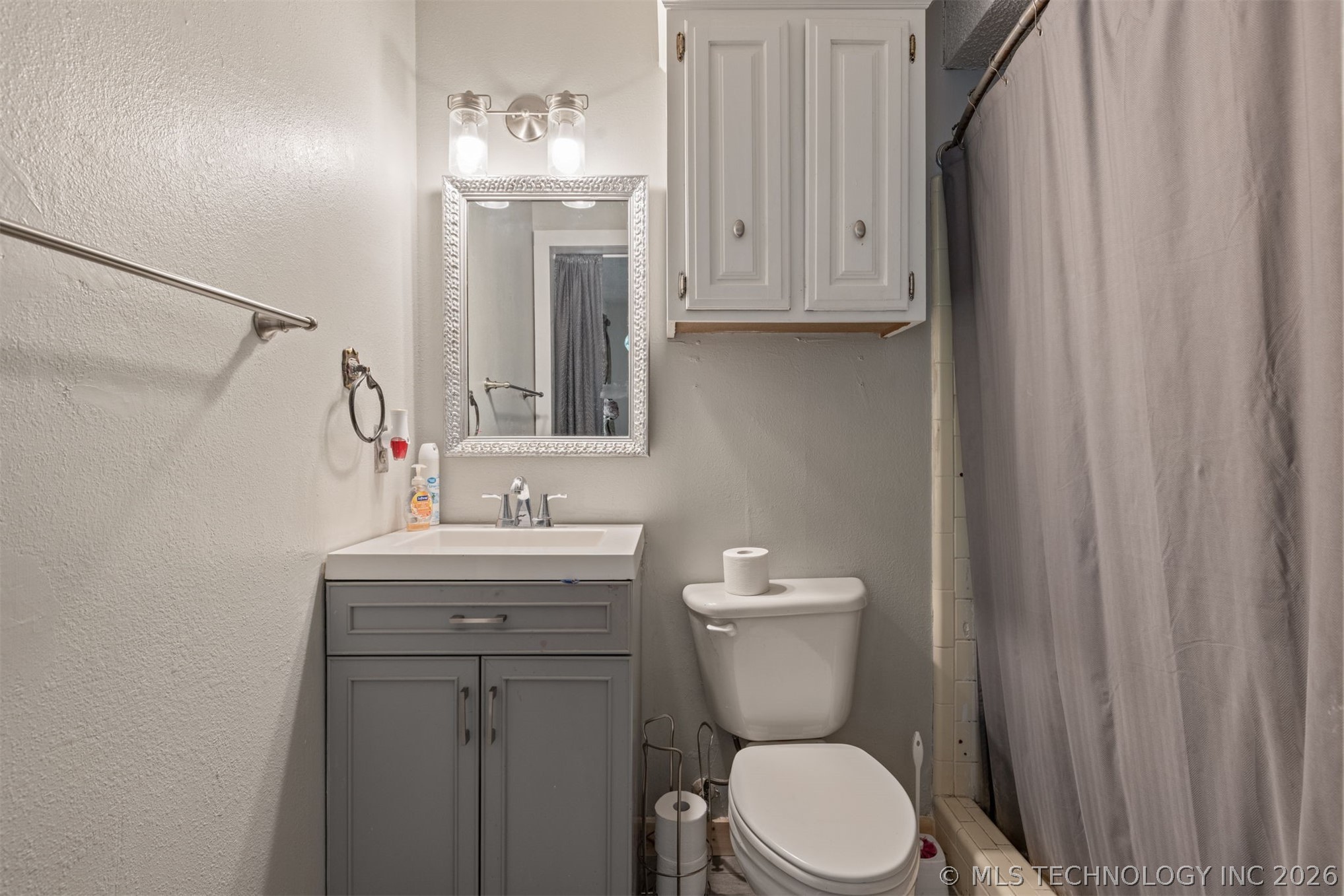 12002 E 39th Street Property Photo 26