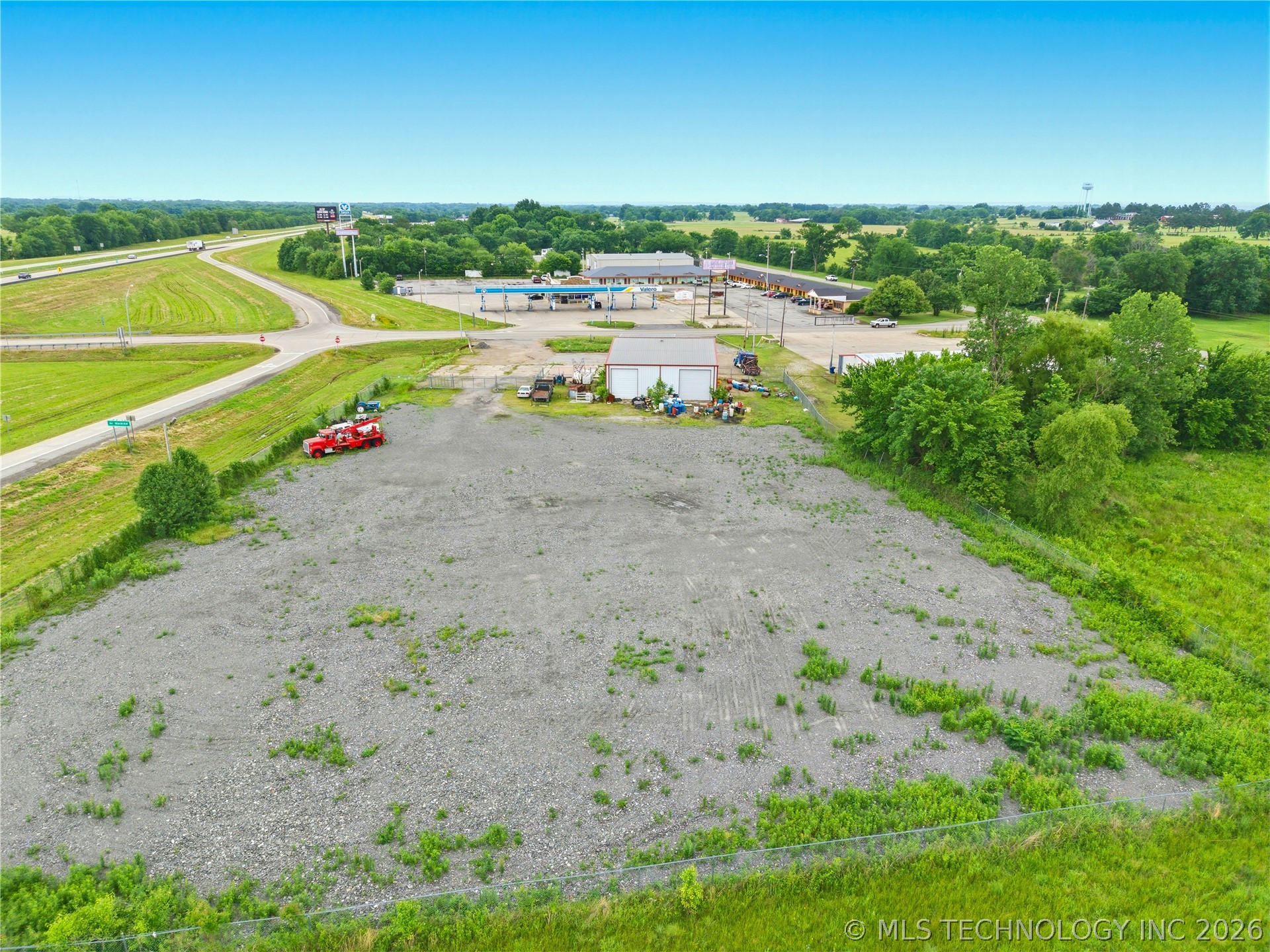 40 Interstate Property Photo 7