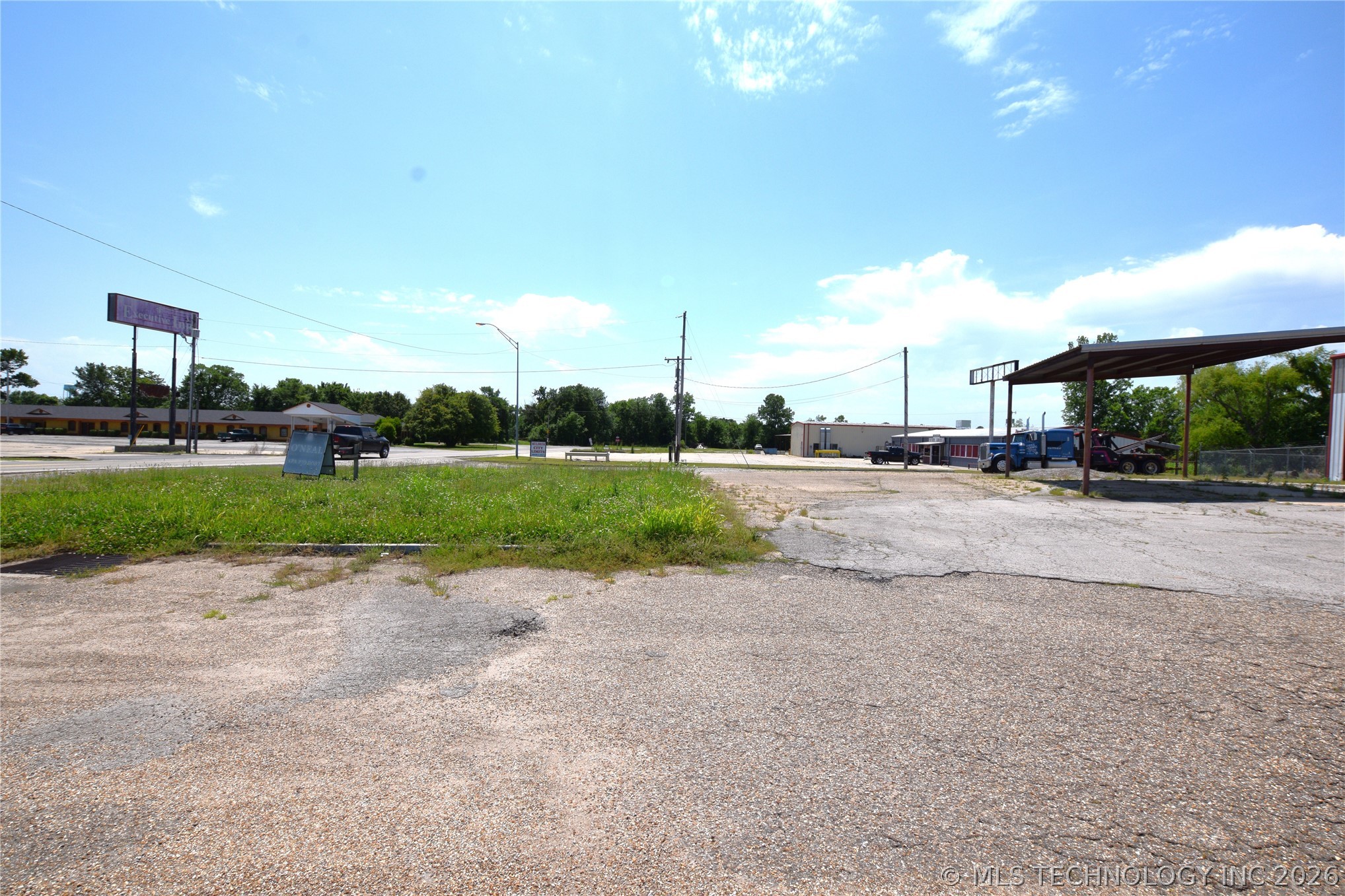 40 Interstate Property Photo 35