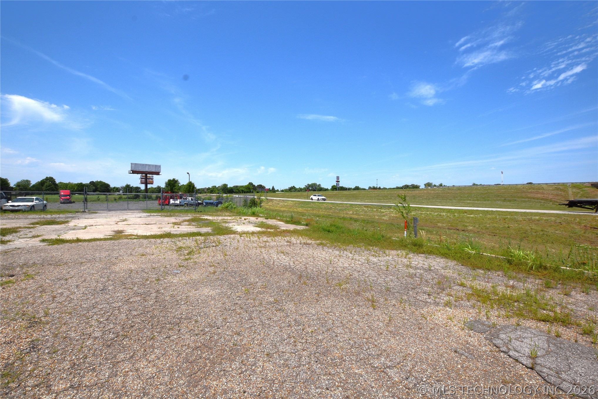 40 Interstate Property Photo 37