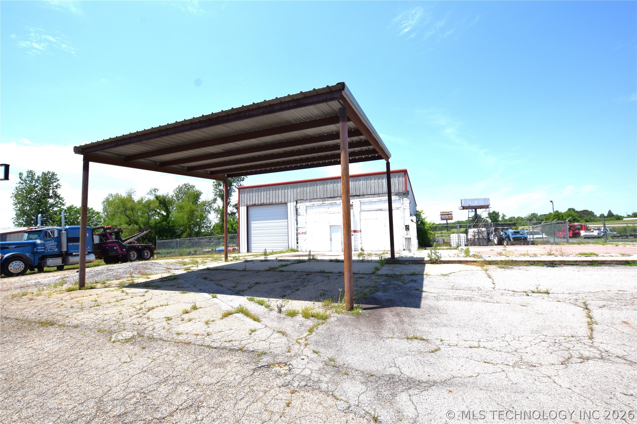 40 Interstate Property Photo 40