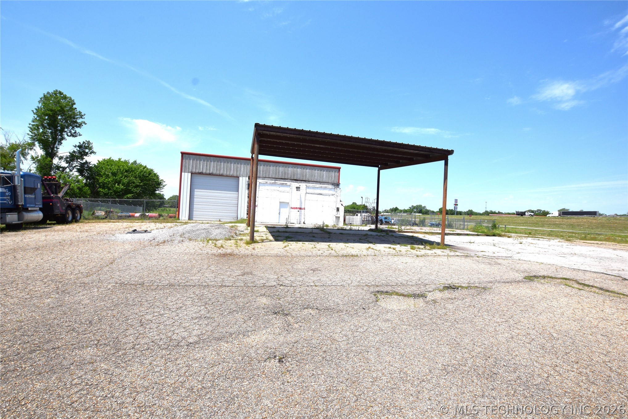 40 Interstate Property Photo 42