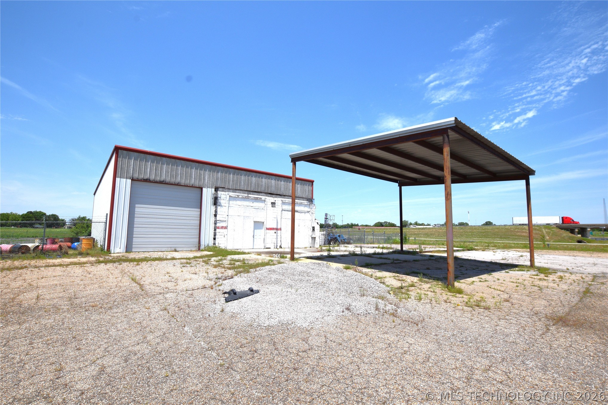 40 Interstate Property Photo 43
