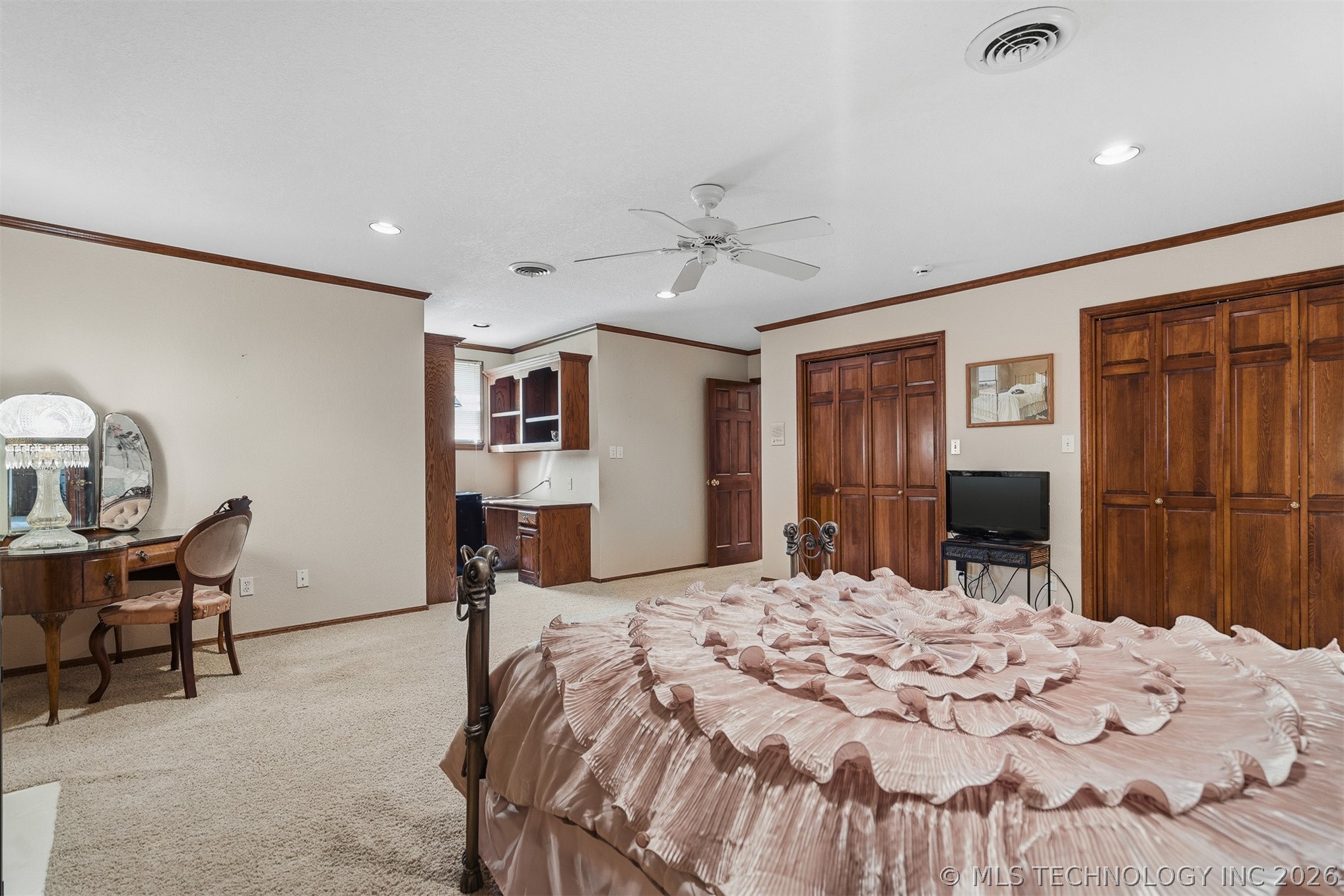 5890 S Brock Property Photo 36