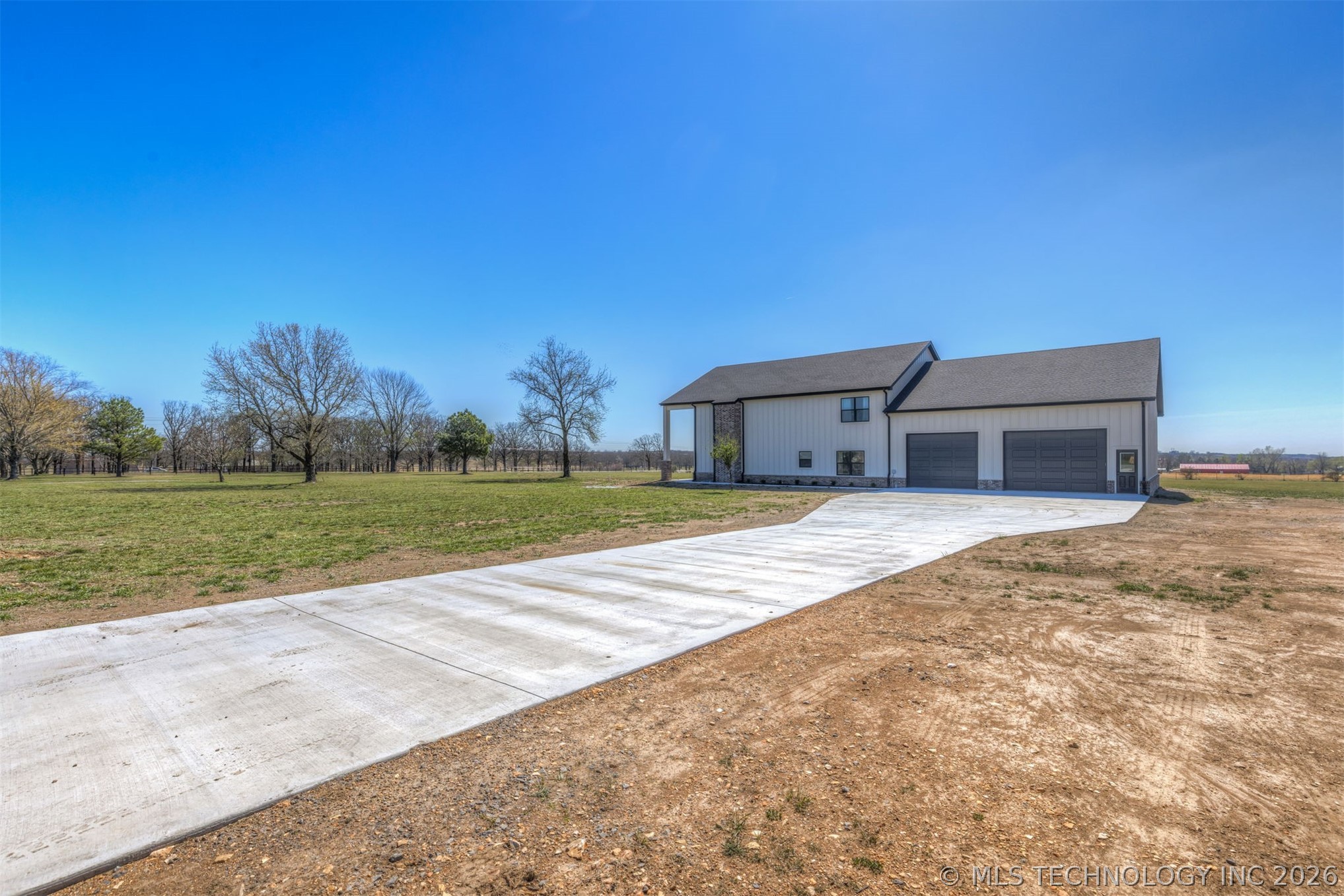 139172 State Highway 82 Property Photo 6
