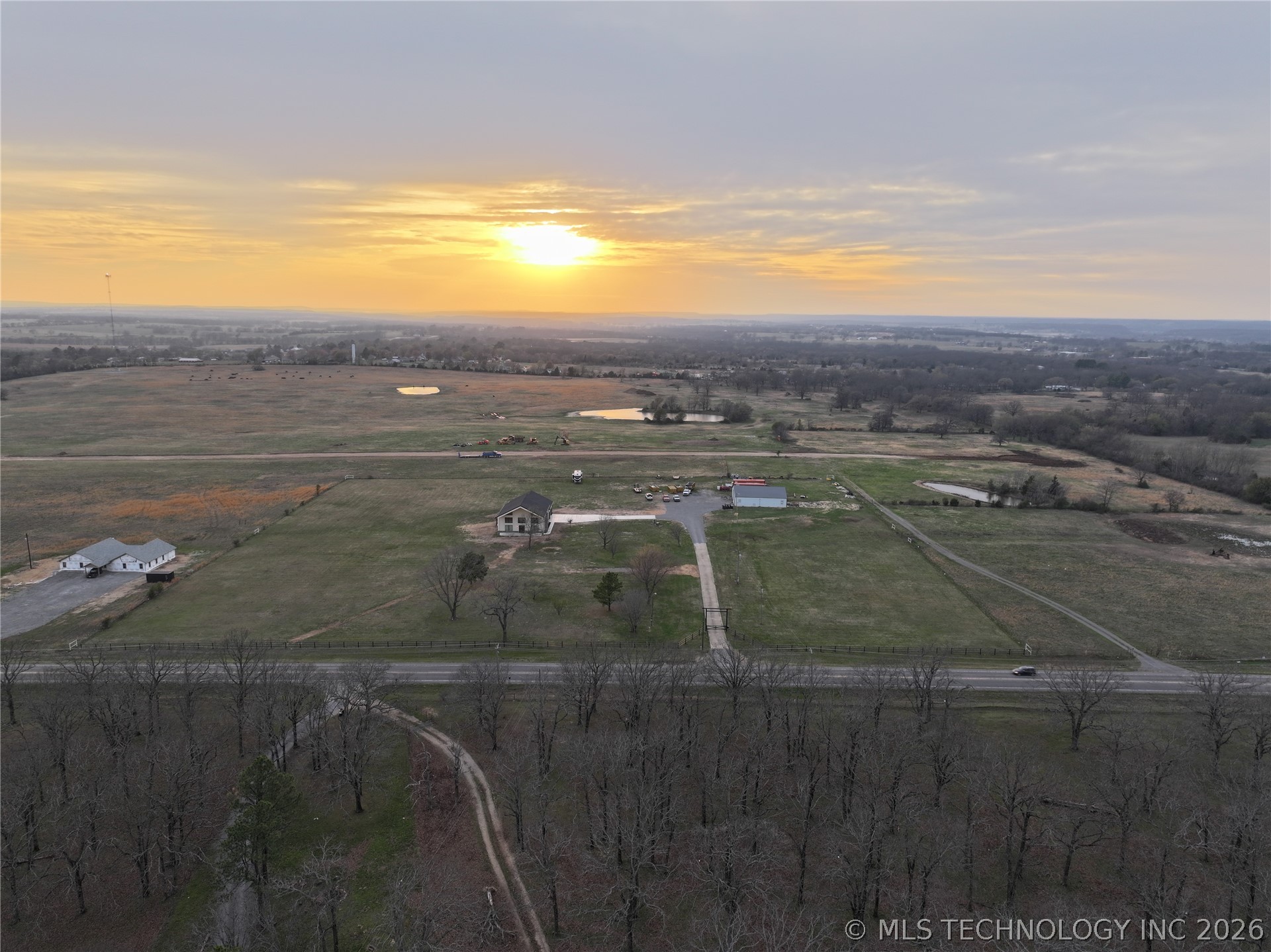 139172 State Highway 82 Property Photo 90