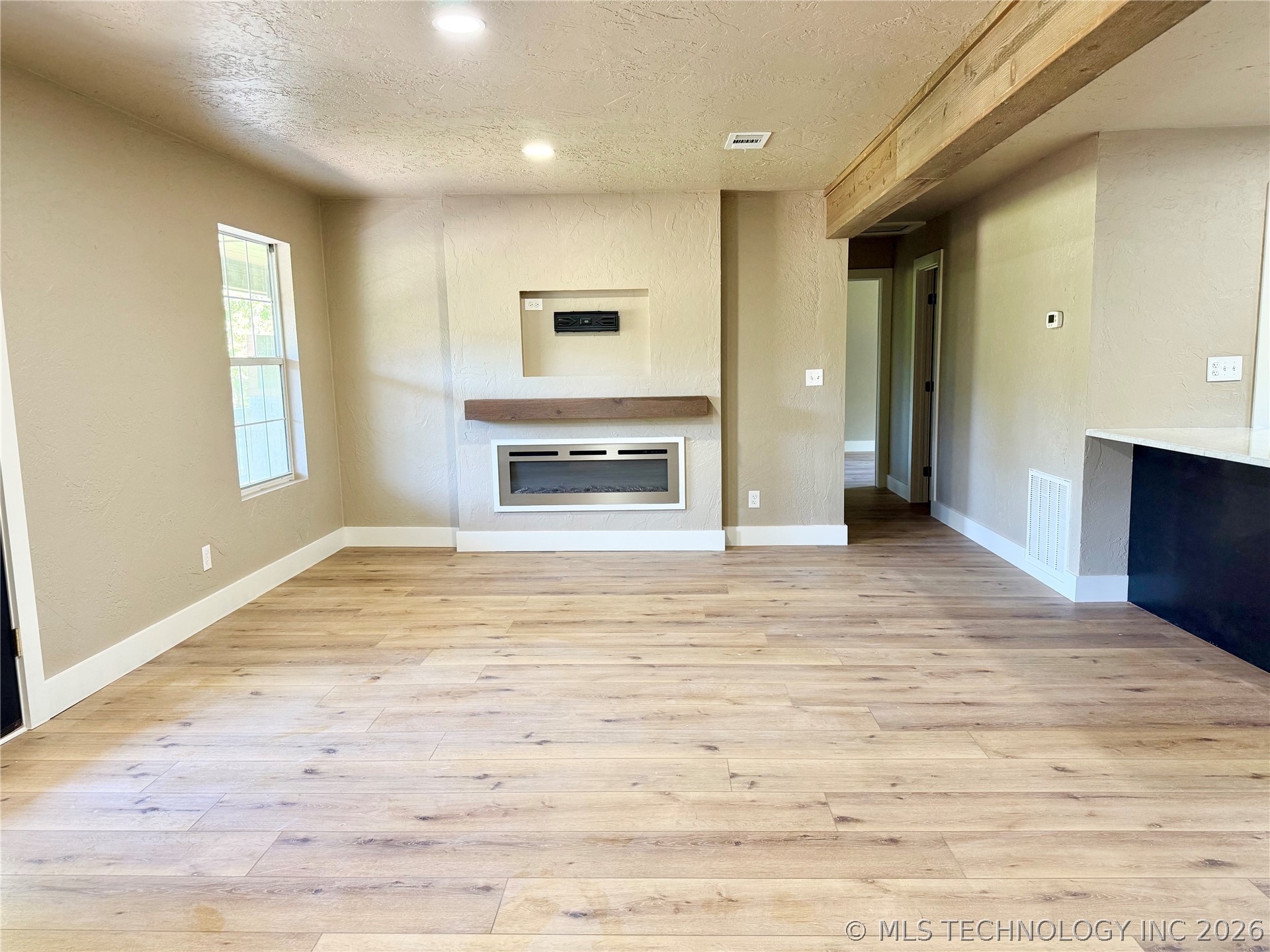 7199 Twin Oak Property Photo 10