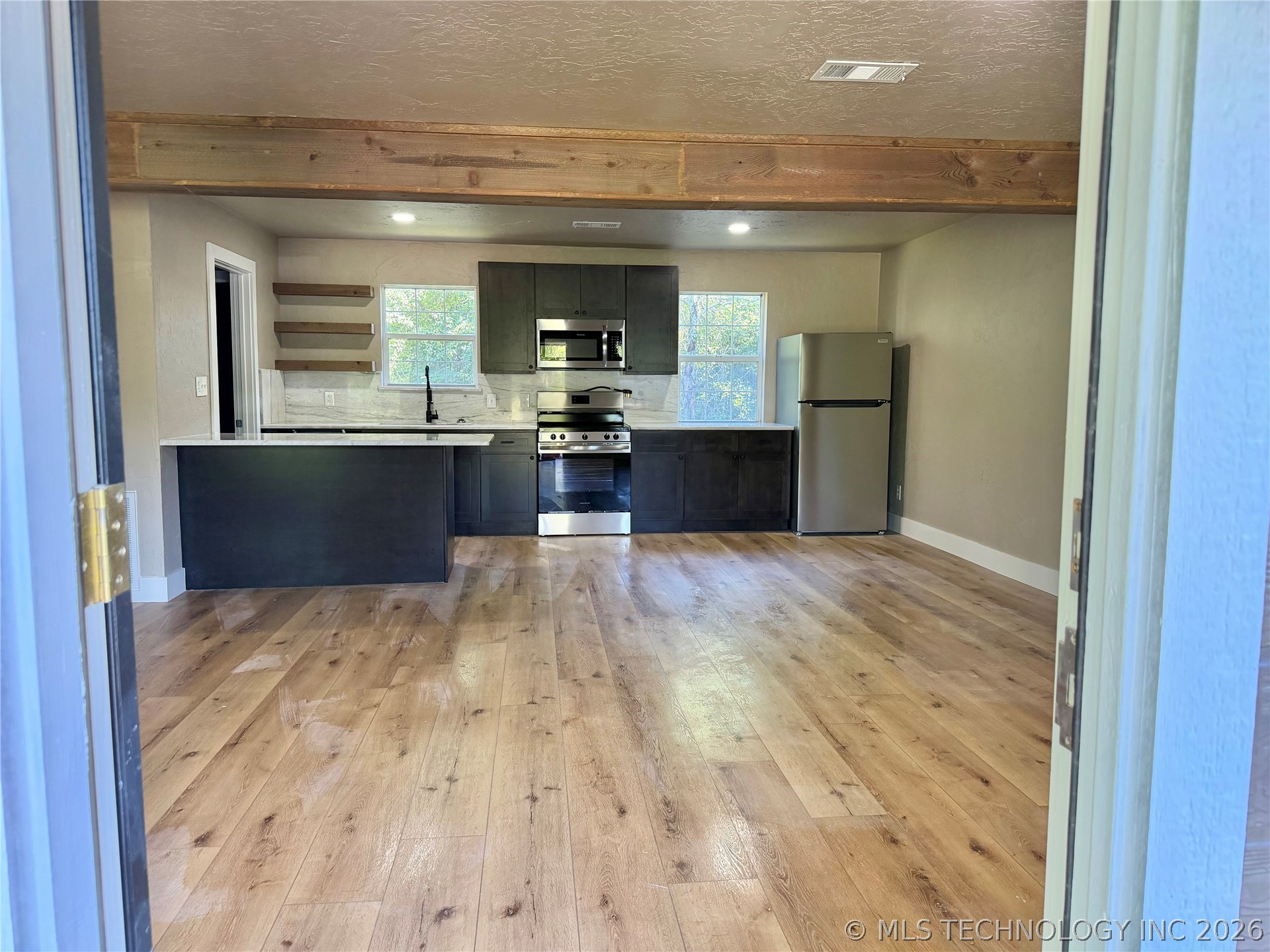 7199 Twin Oak Property Photo 11