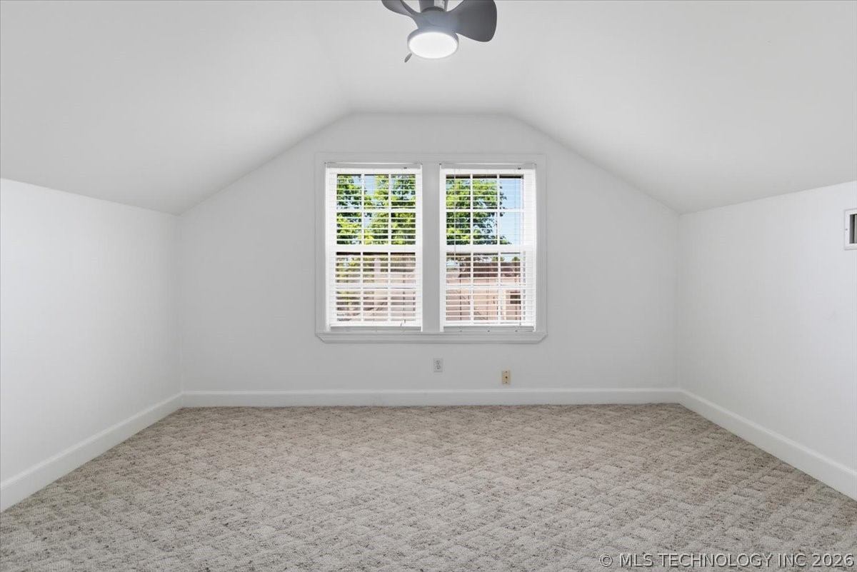 1603 E 35th Street Property Photo 28