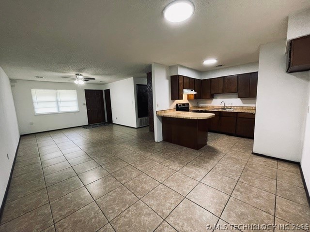1695 Louise Street Property Photo 8