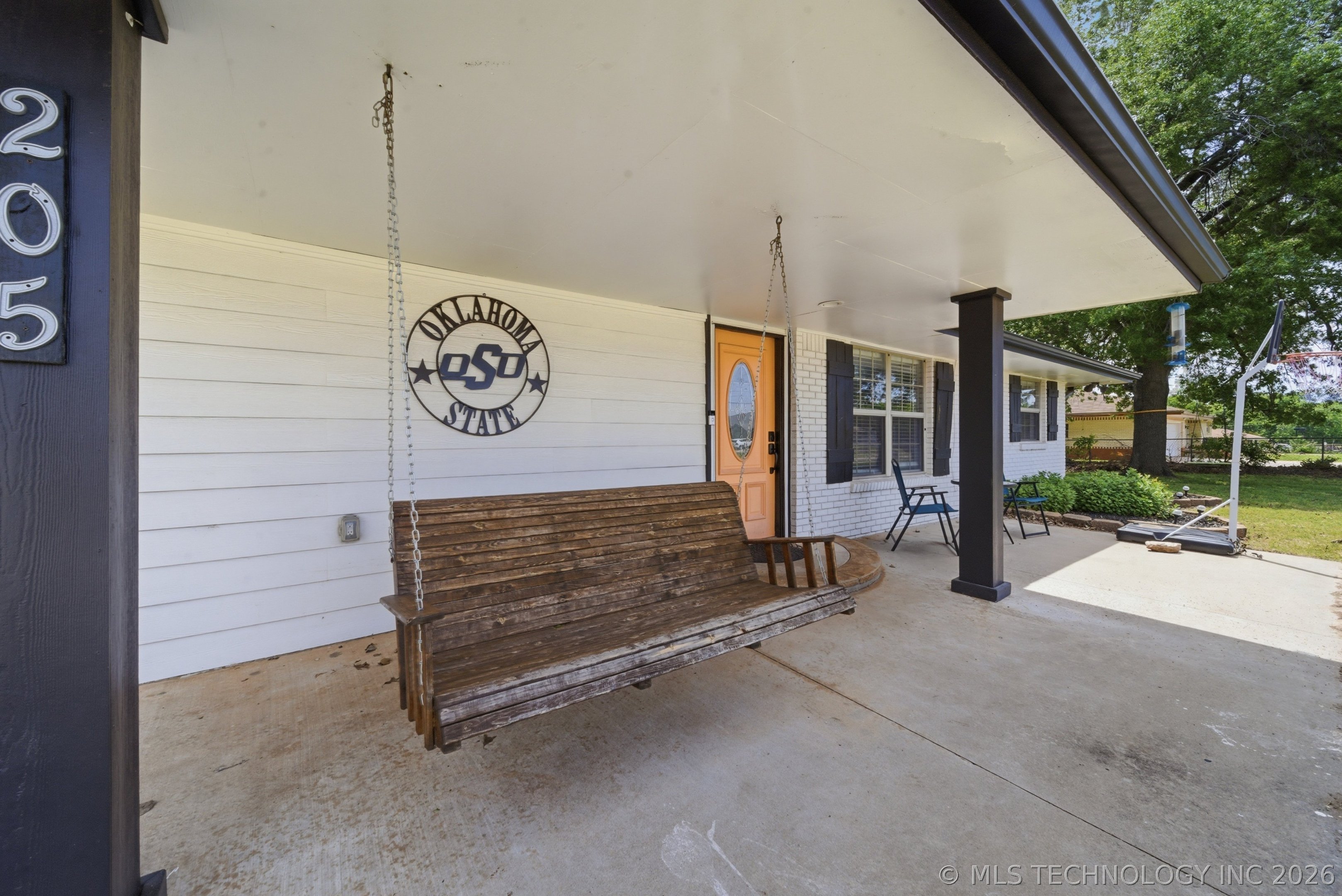 205 N Jardot Road Property Photo 5