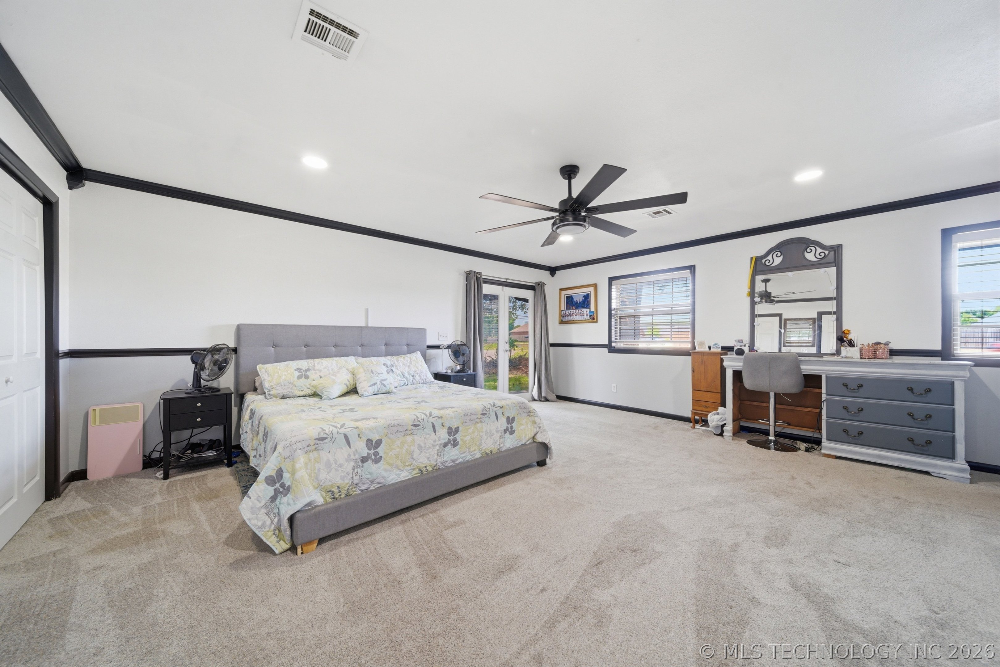 205 N Jardot Road Property Photo 23
