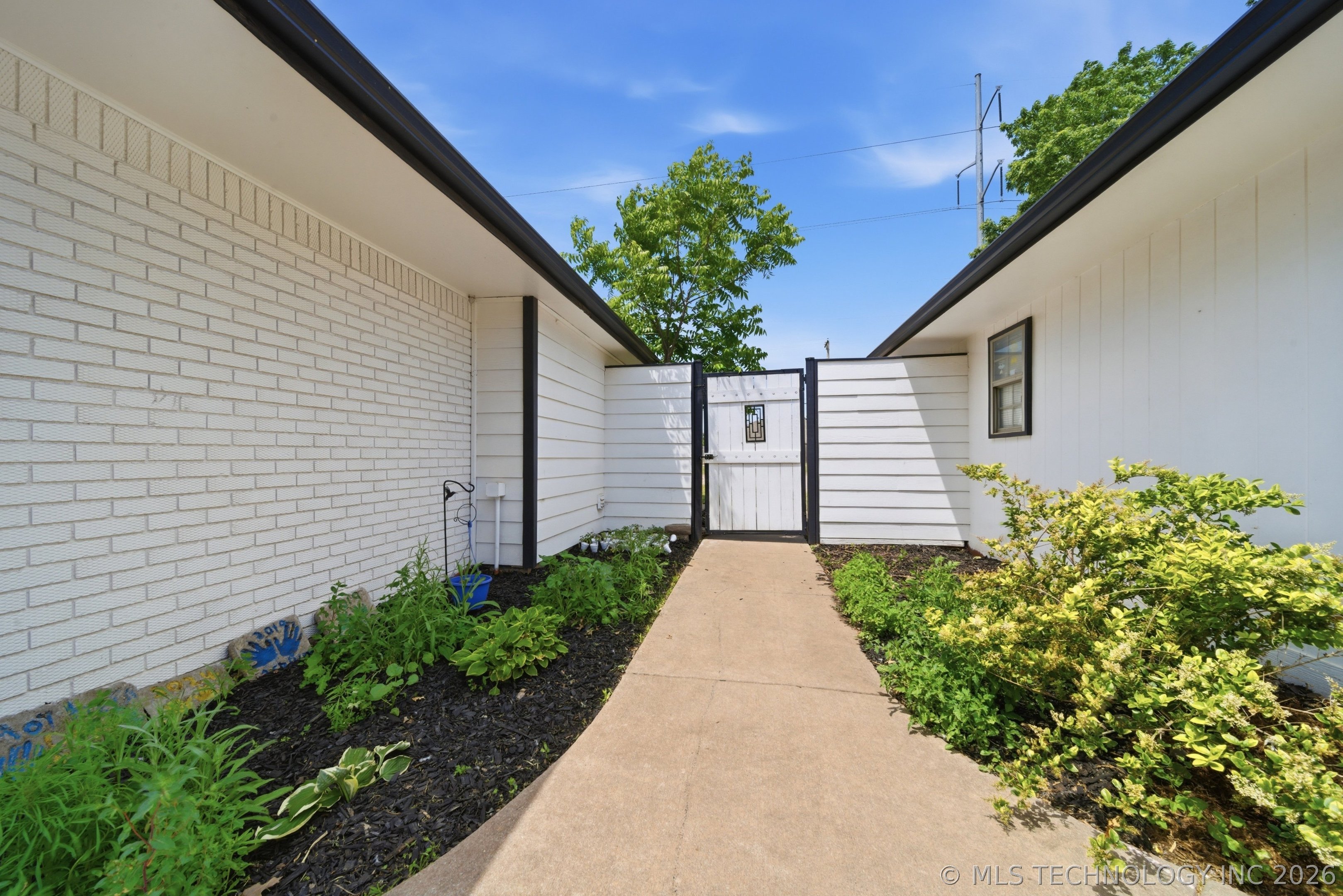 205 N Jardot Road Property Photo 42