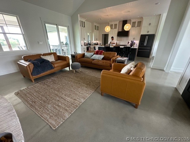 913 Prairie View Road S Property Photo 21
