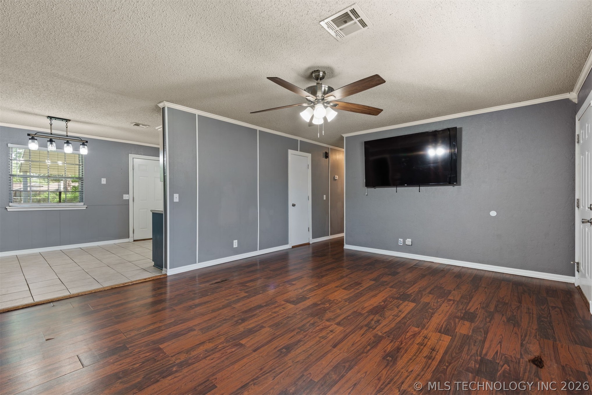 28637 E 137th Street Property Photo 9