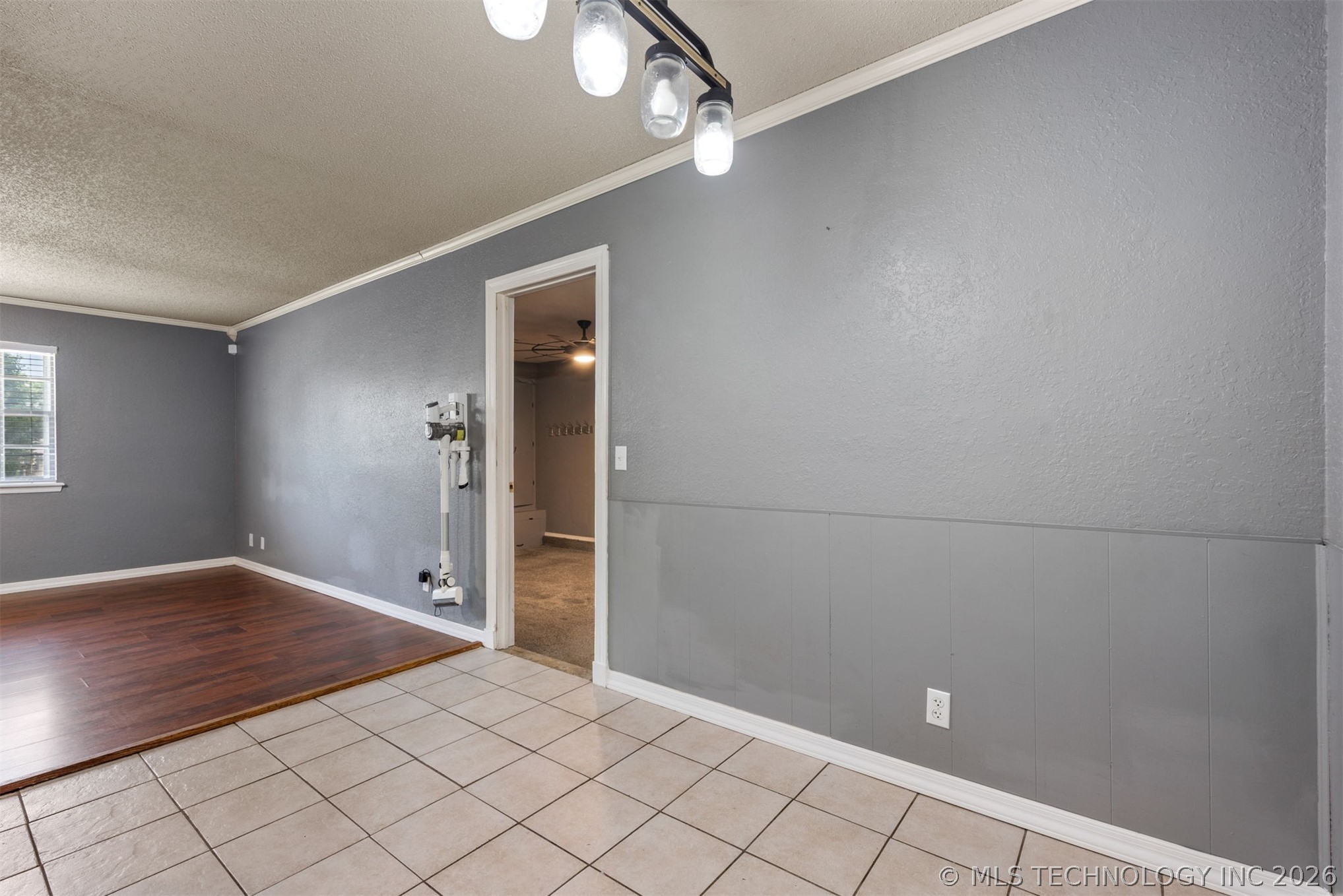28637 E 137th Street Property Photo 14
