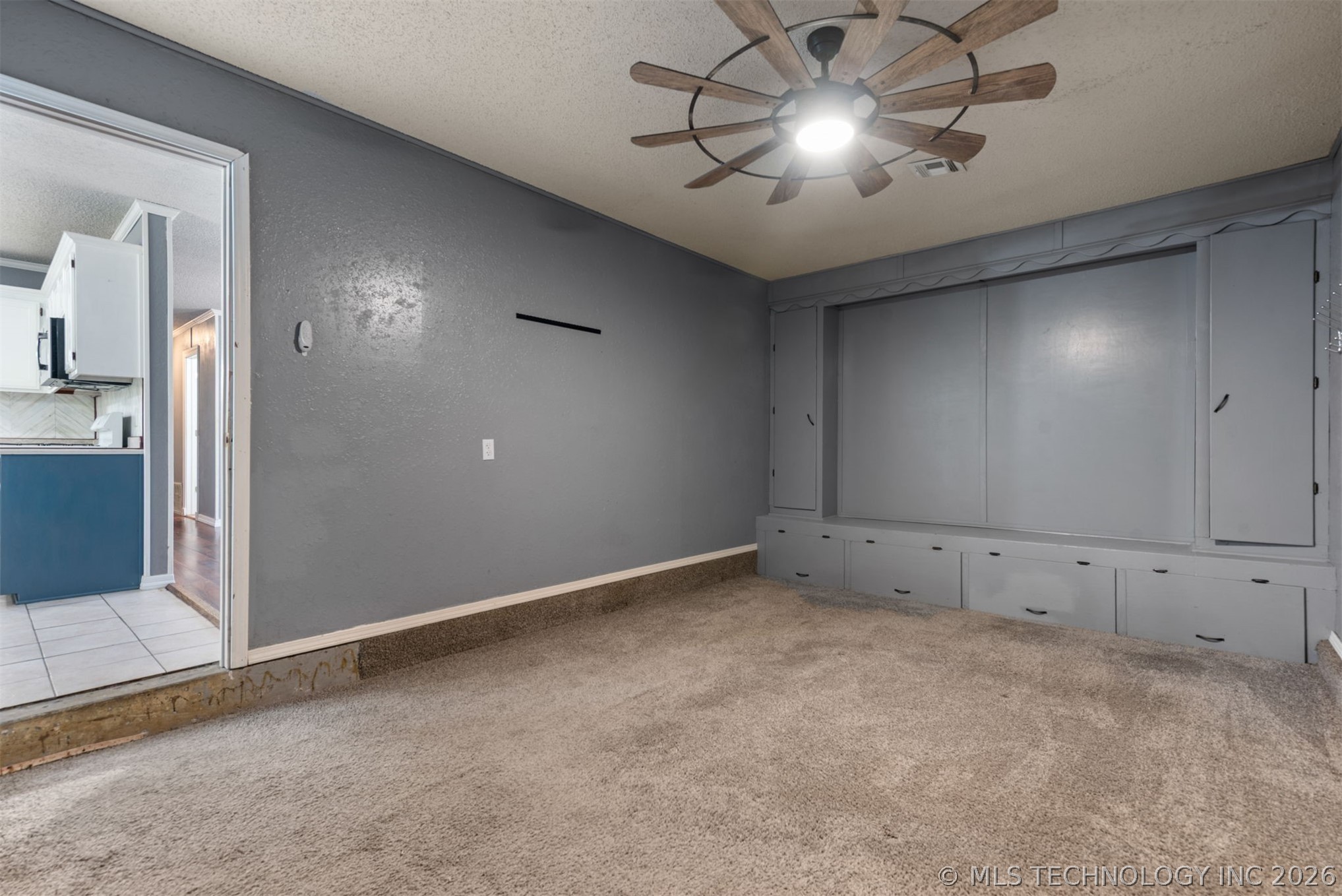 28637 E 137th Street Property Photo 23