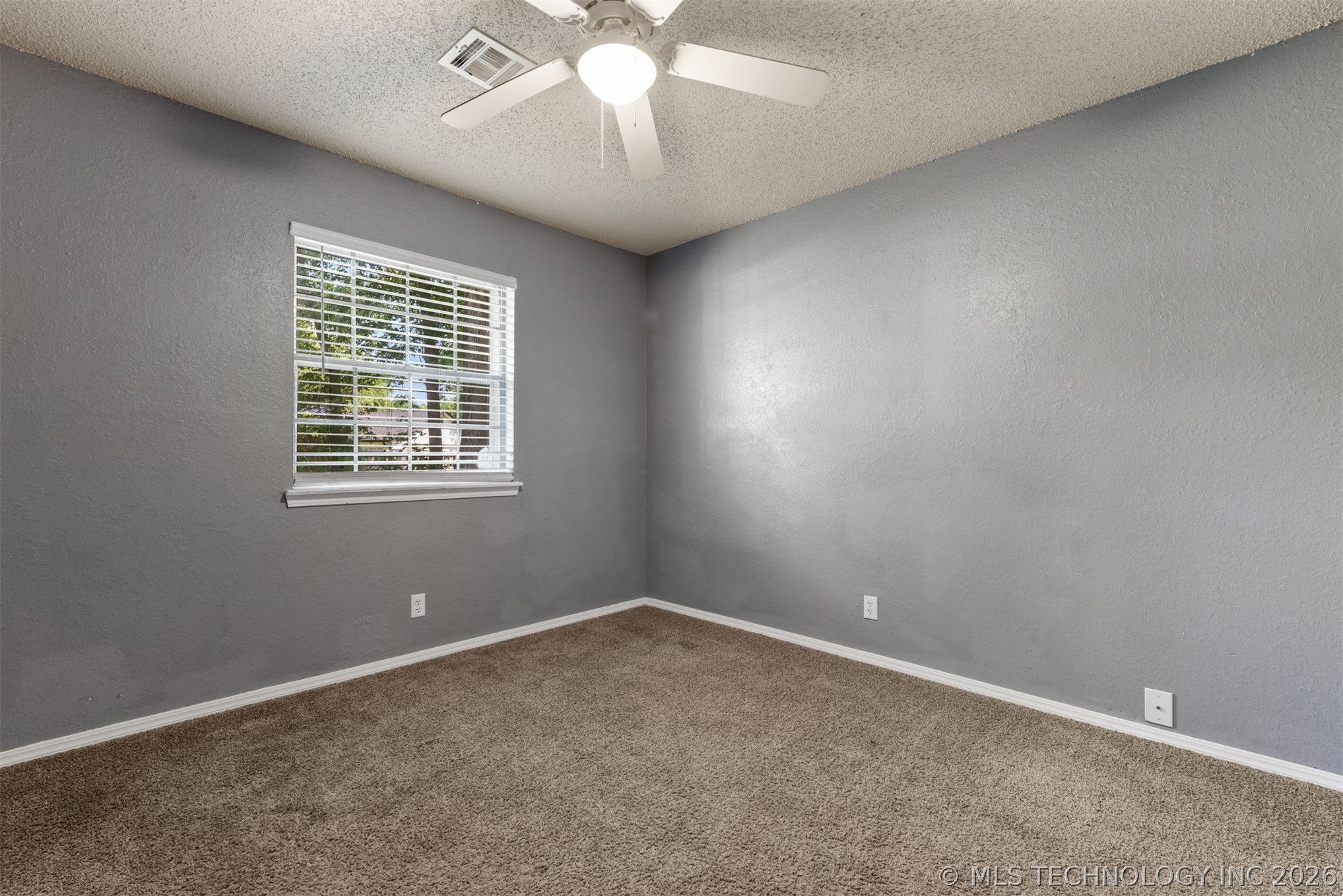 28637 E 137th Street Property Photo 32