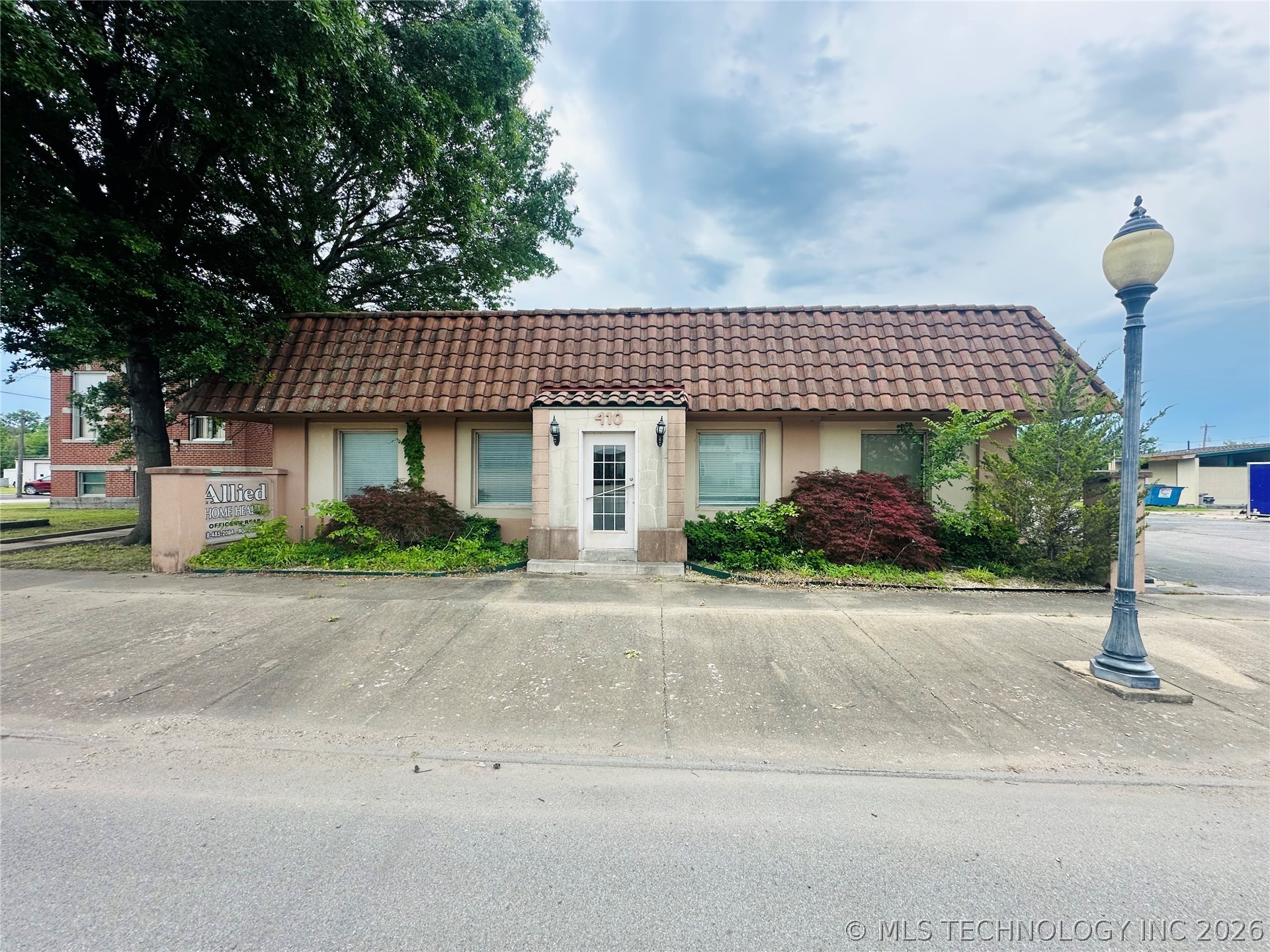 410 E Cherokee Street Property Photo 1
