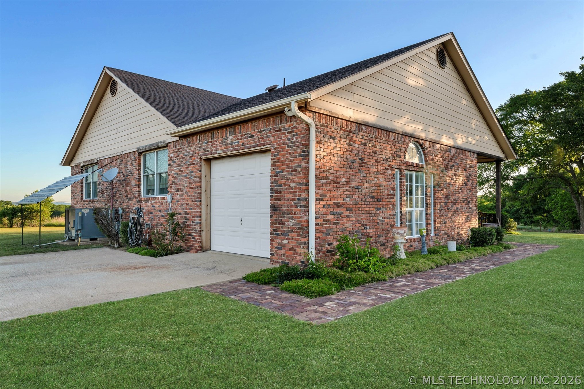 24751 S 200 Road Property Photo 16