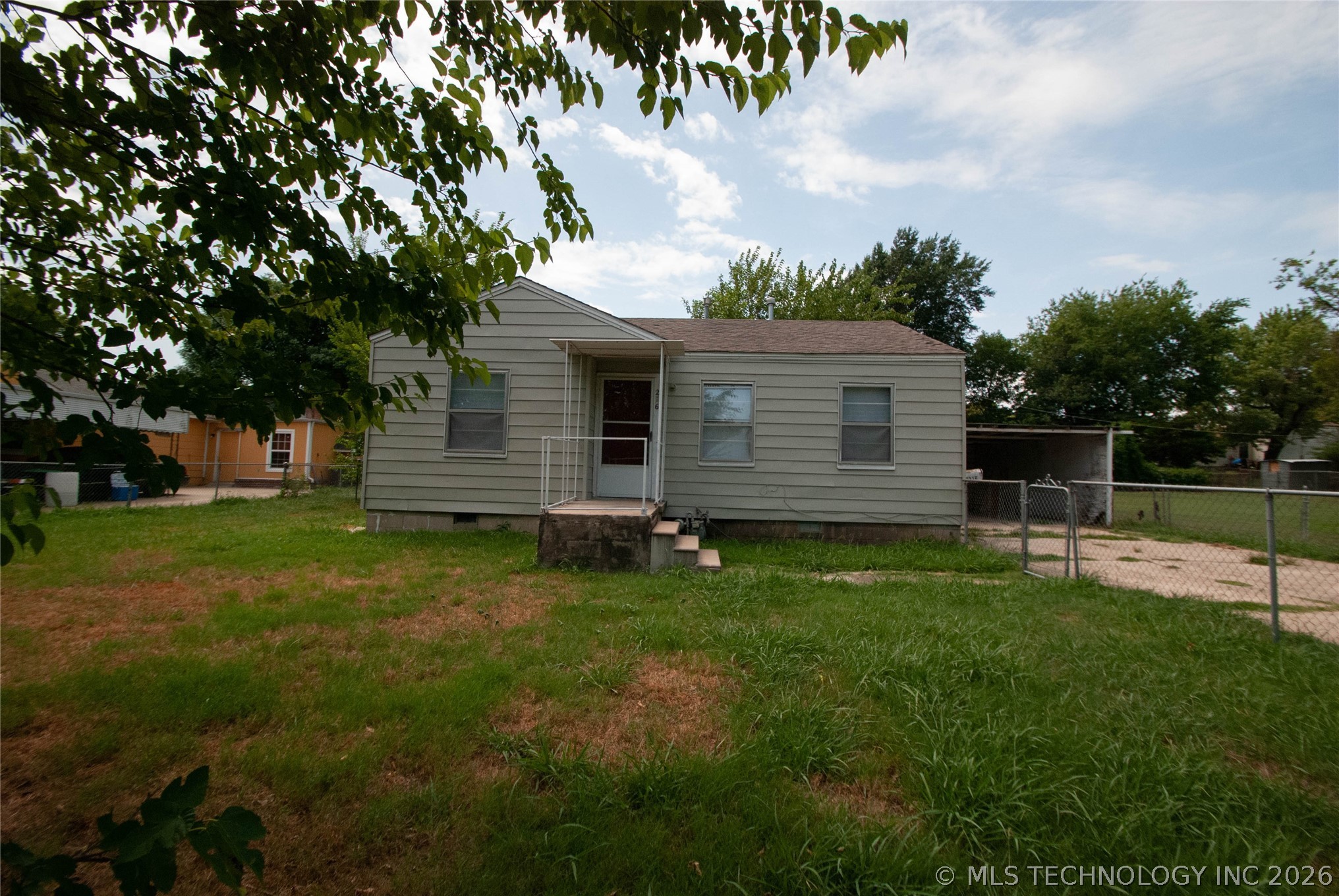 216 S 69th Avenue Property Photo 1
